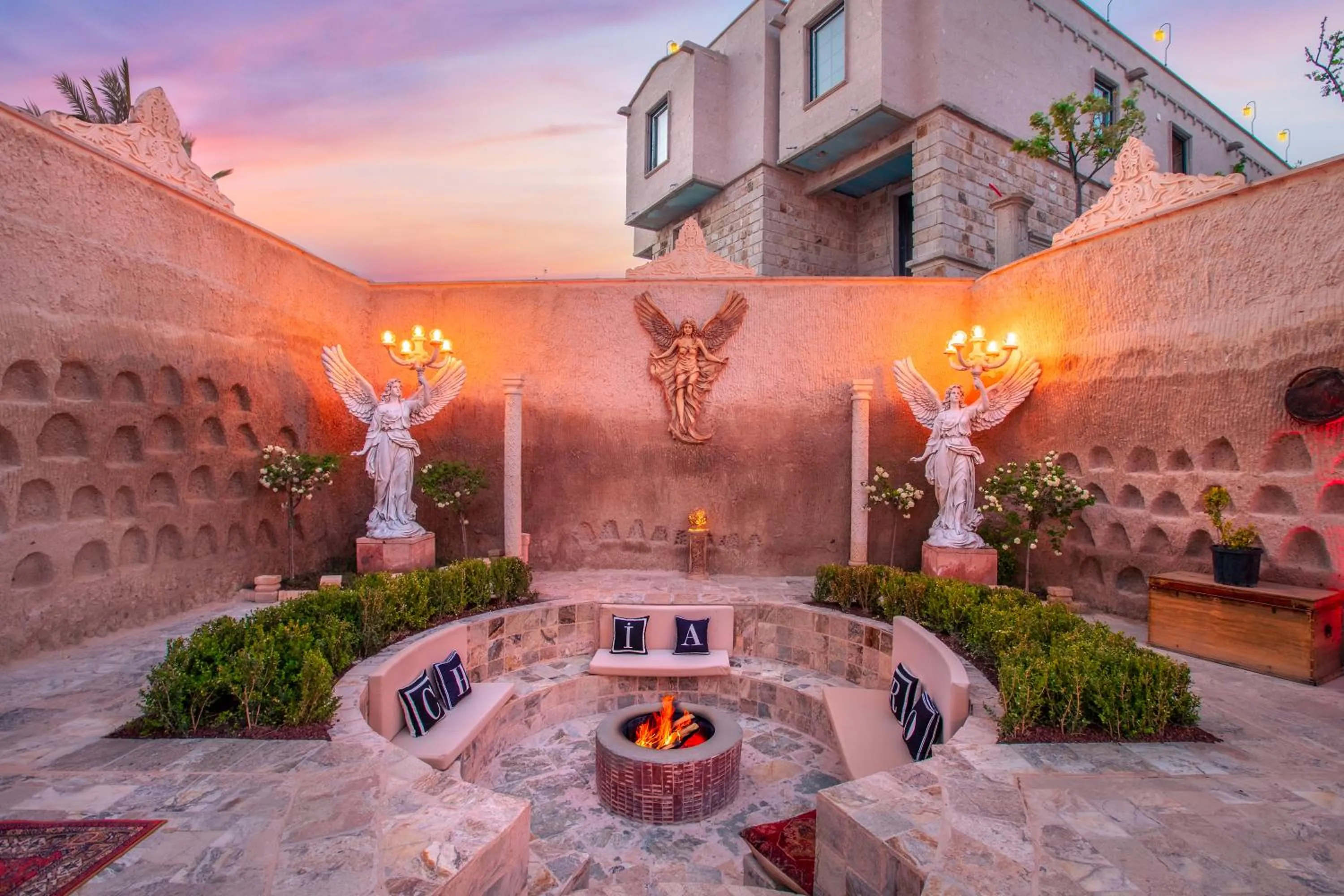 Garden in Cappadocia Chiaro