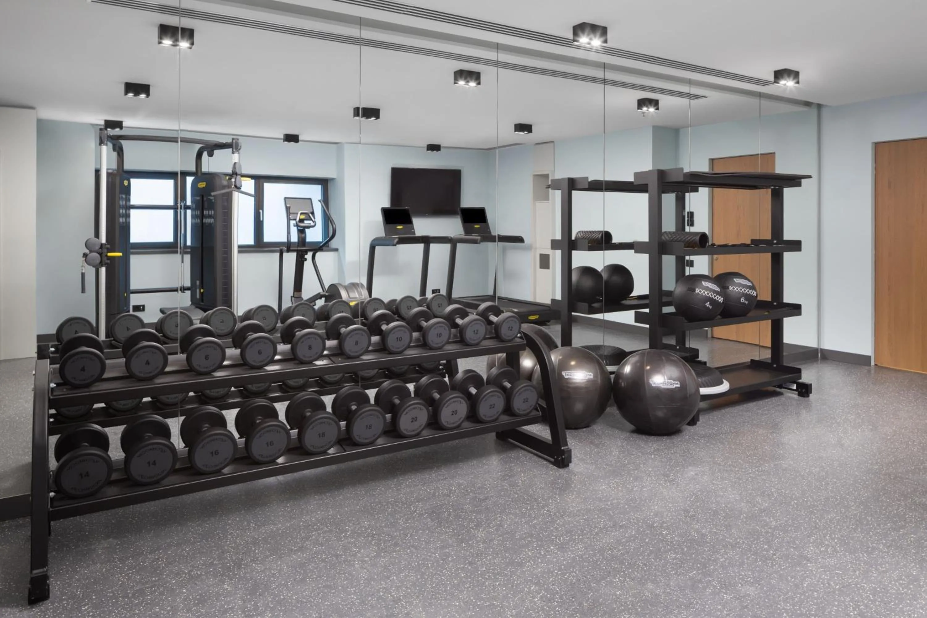 Fitness centre/facilities in Courtyard by Marriott Cluj - Napoca Downtown