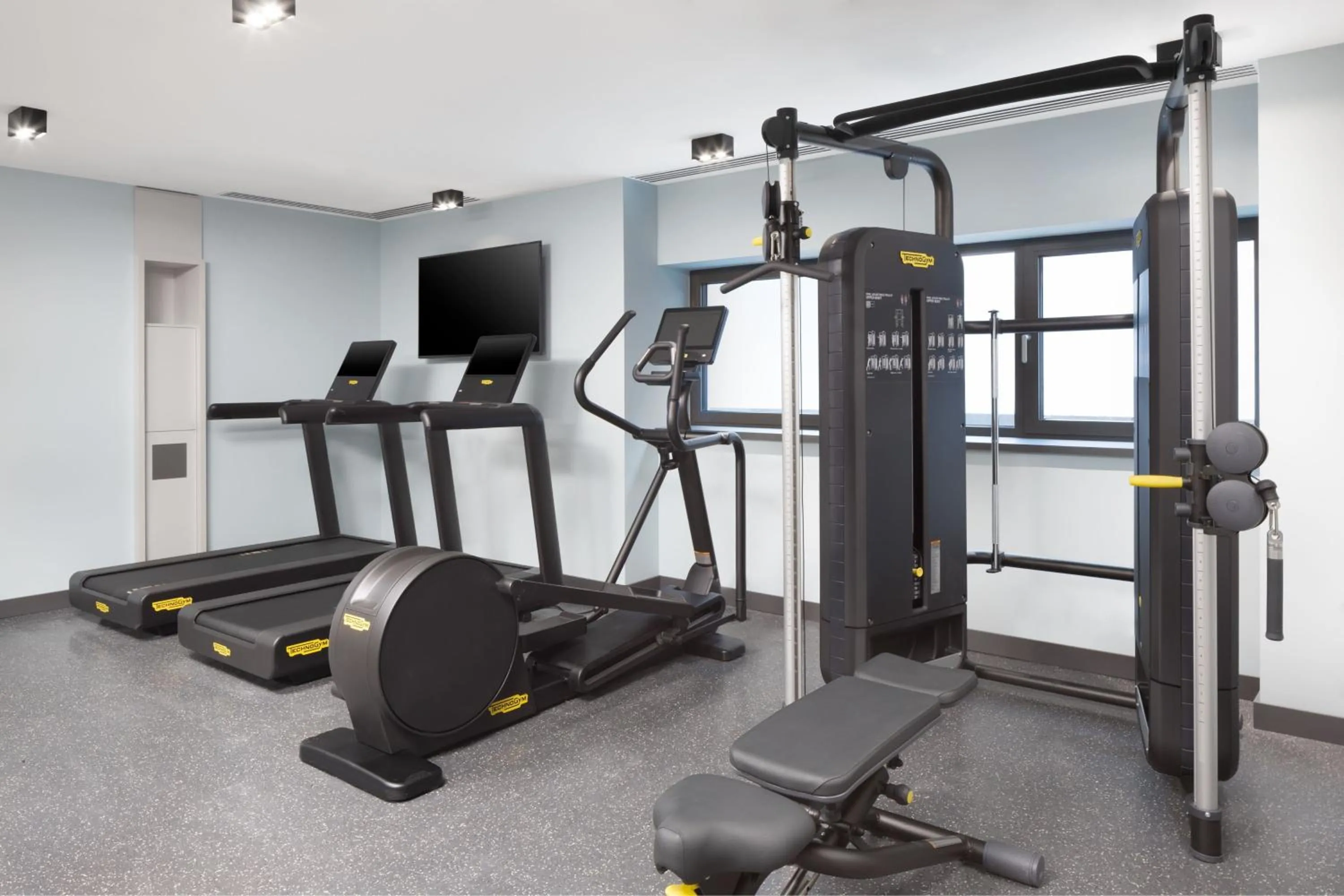 Fitness centre/facilities in Courtyard by Marriott Cluj - Napoca Downtown