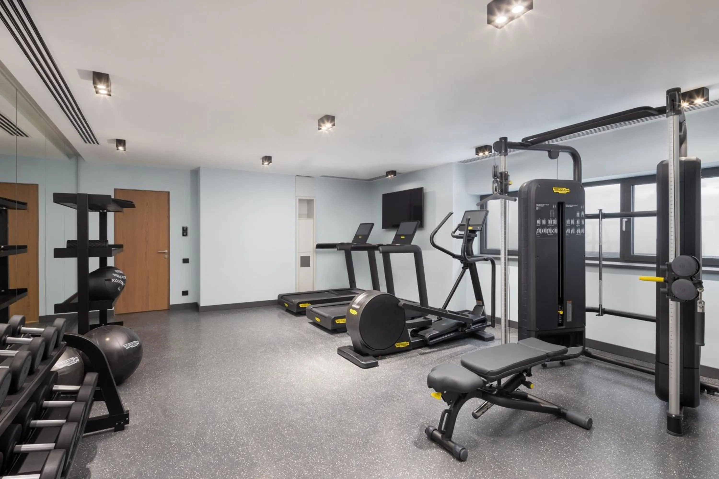 Fitness centre/facilities in Courtyard by Marriott Cluj - Napoca Downtown