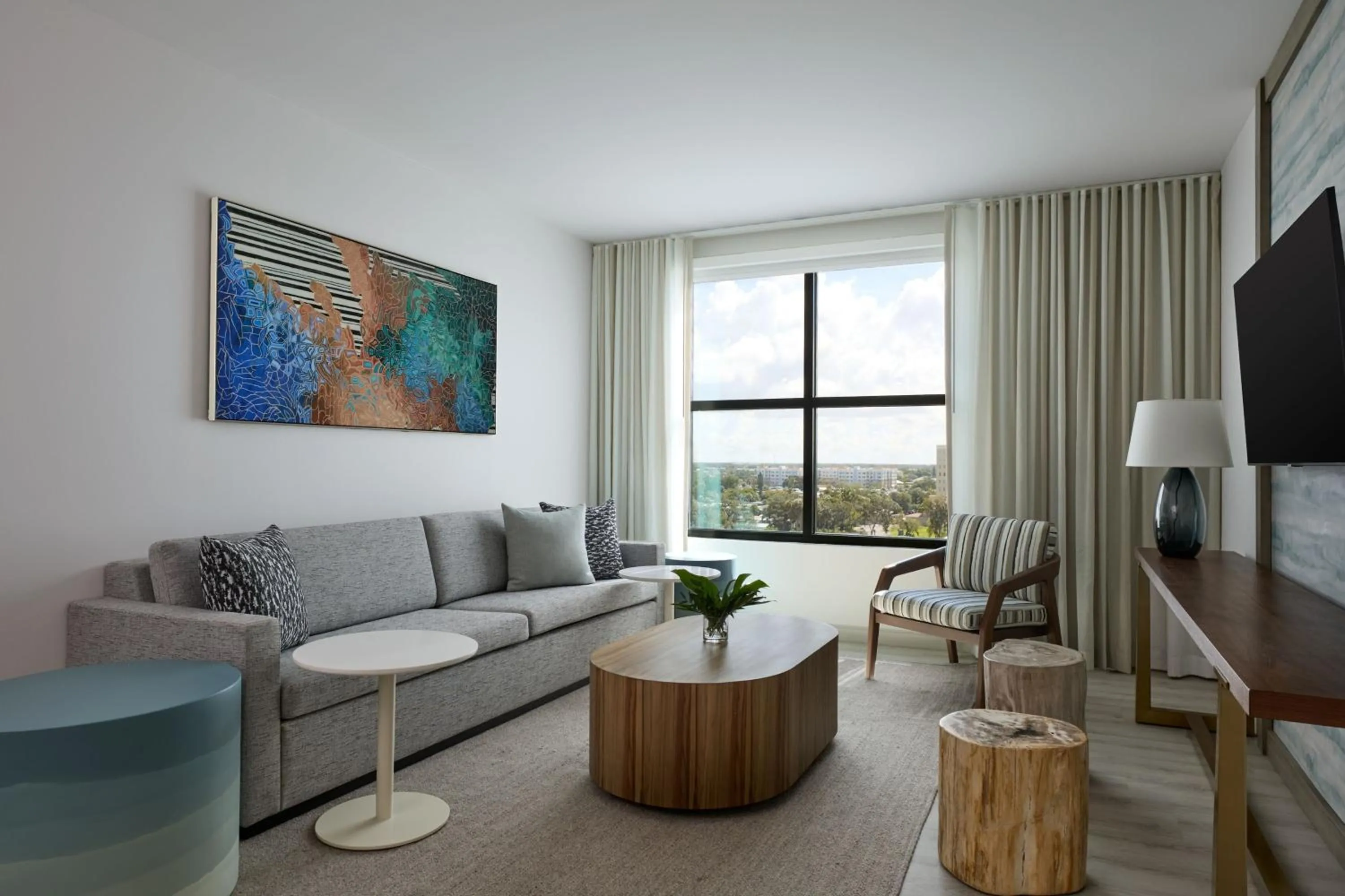 Living room in Palmetto Marriott Resort & Spa