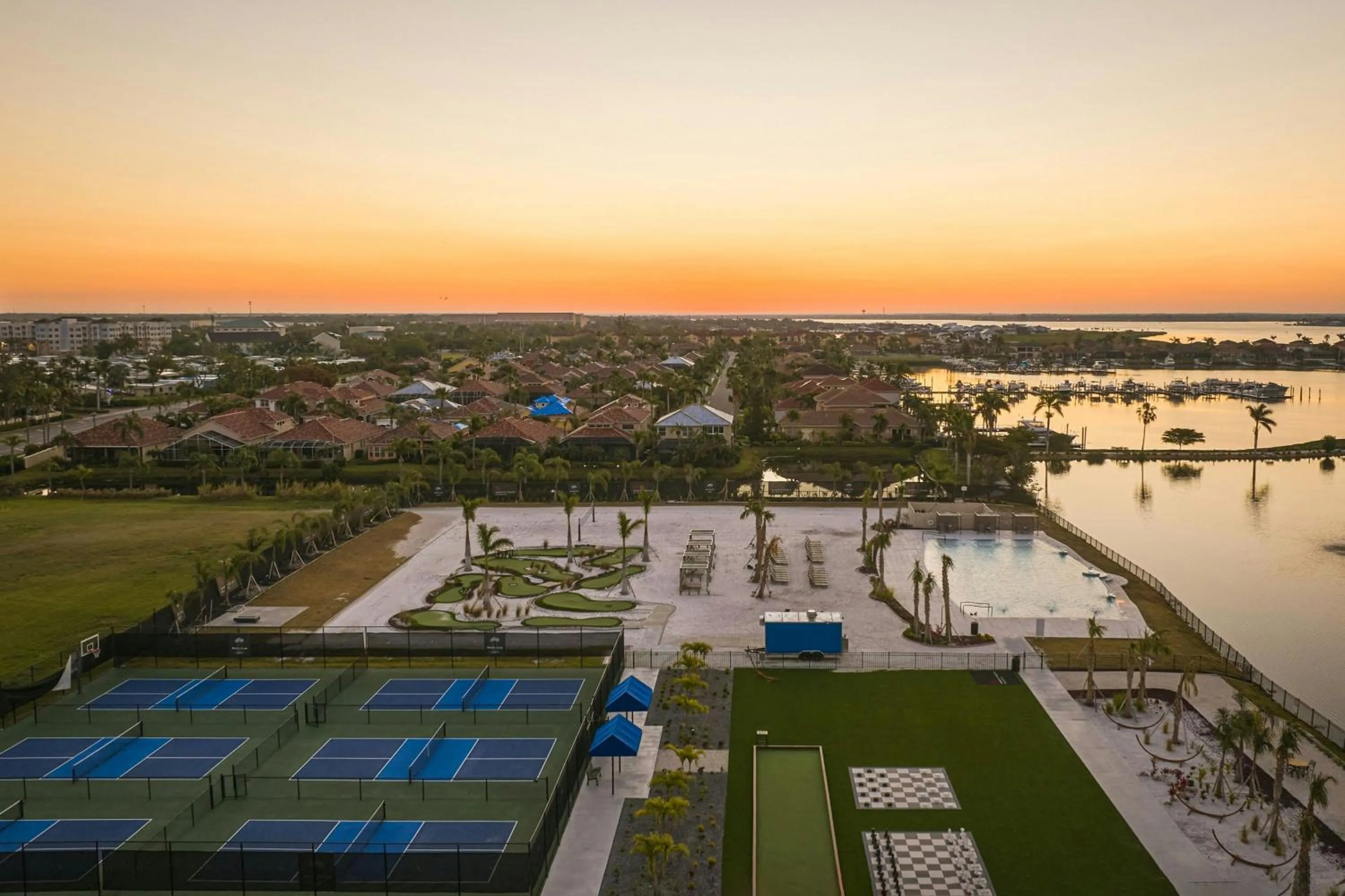 Beach in Palmetto Marriott Resort & Spa