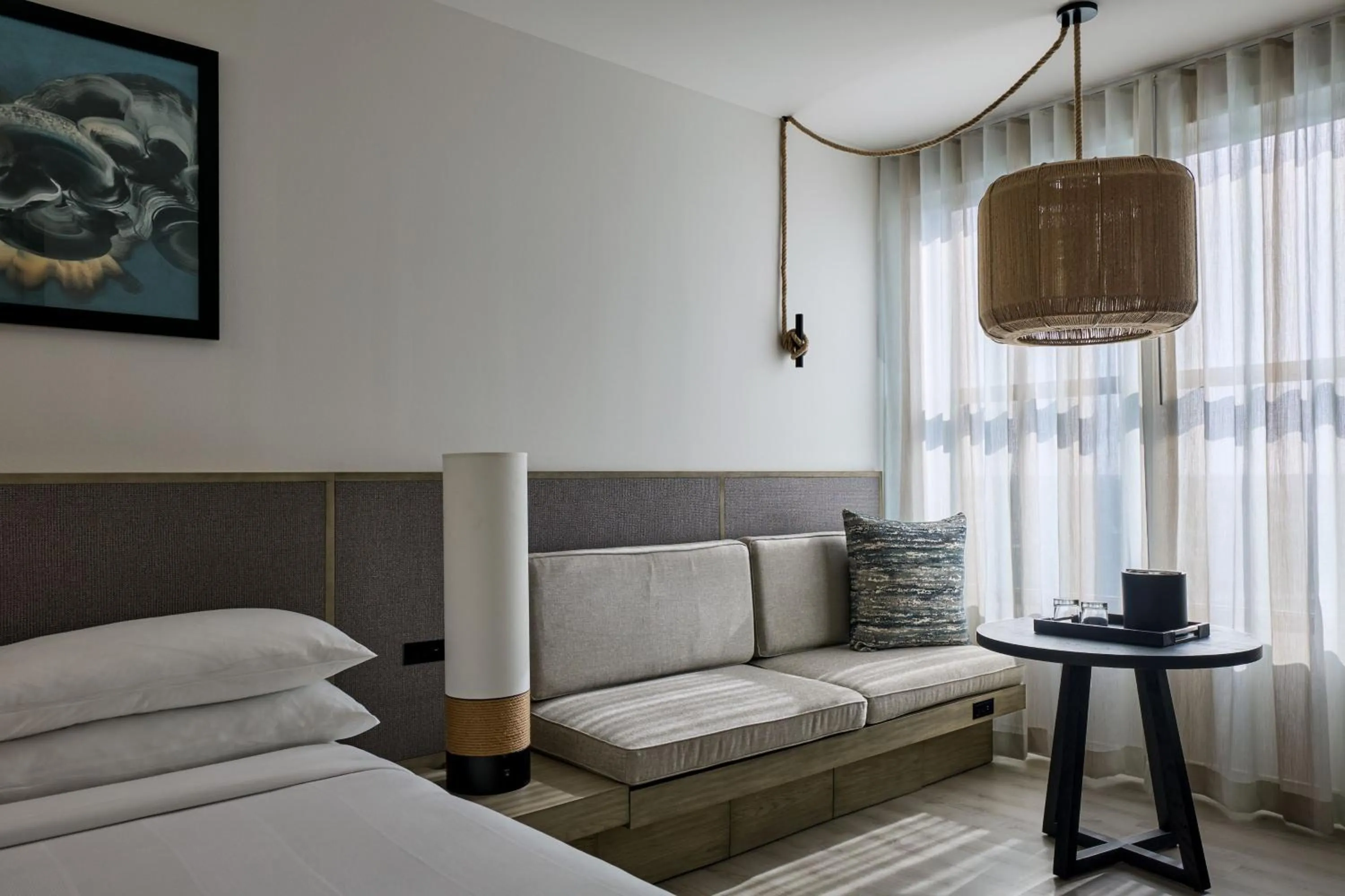 Photo of the whole room, Bed in Palmetto Marriott Resort & Spa