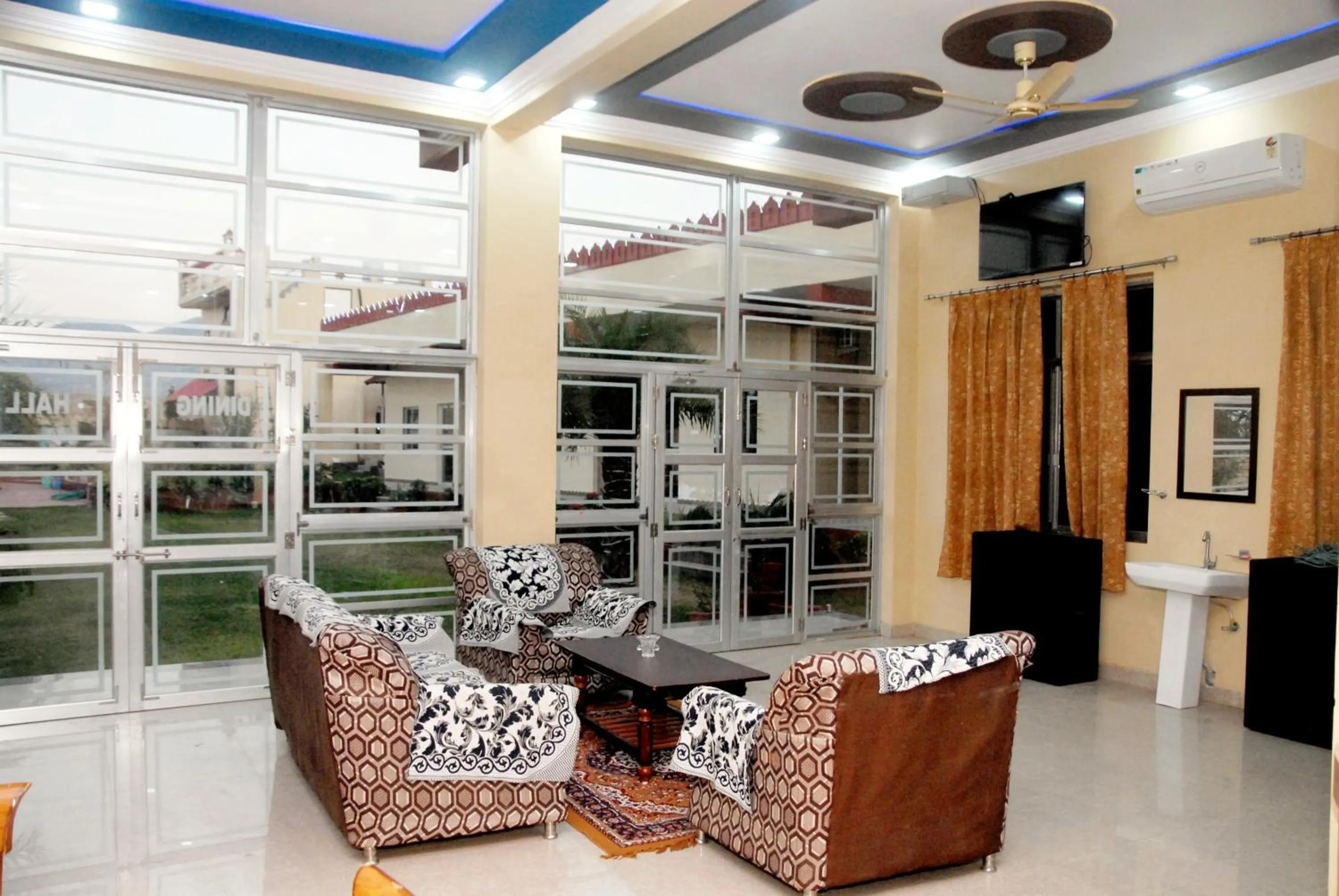 Seating area in Yuvraj Nature Resort