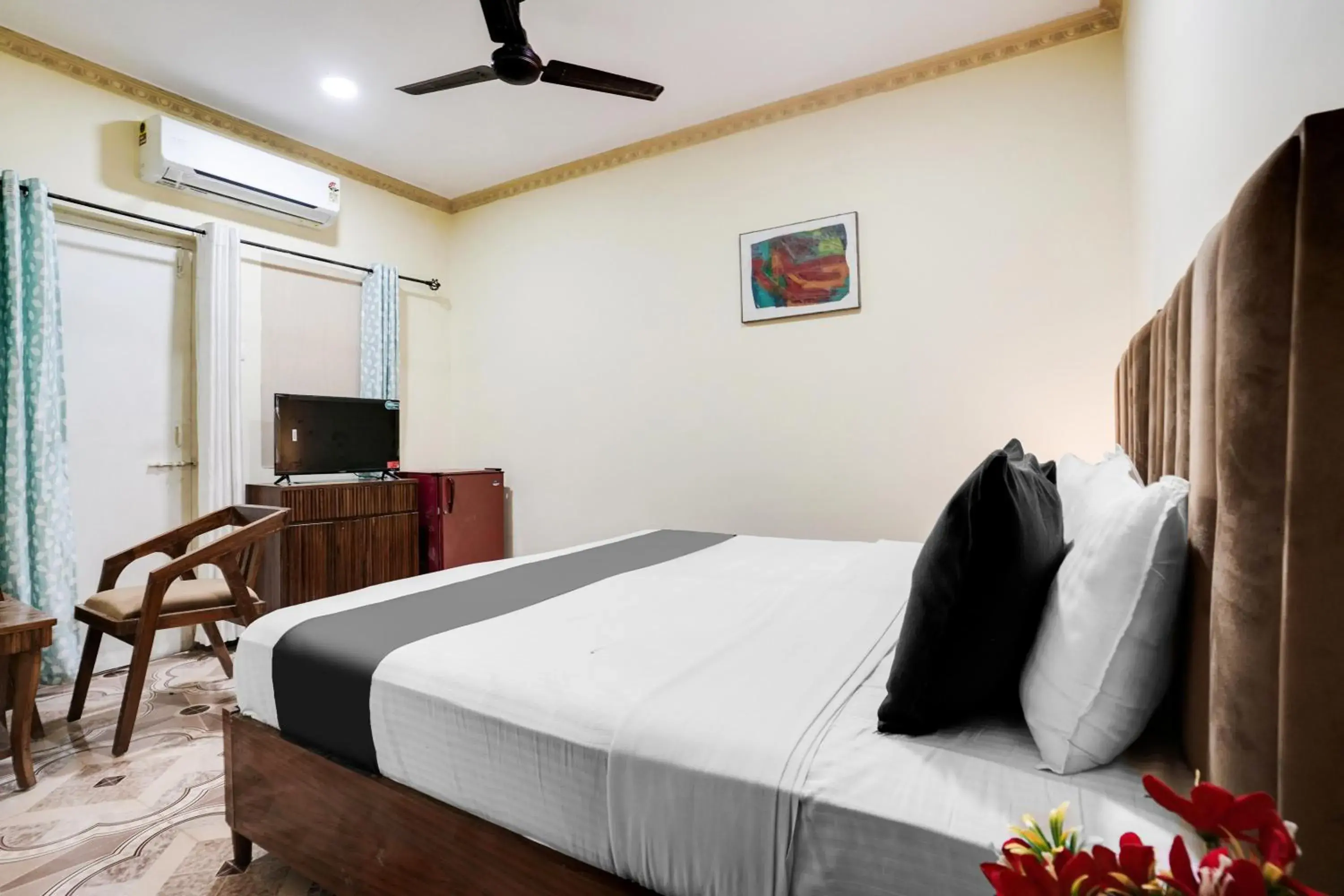 Classic Triple Room - single occupancy in Super Collection O Calangute Classic Triple Room - single occupancy in Super Collection O Calangute