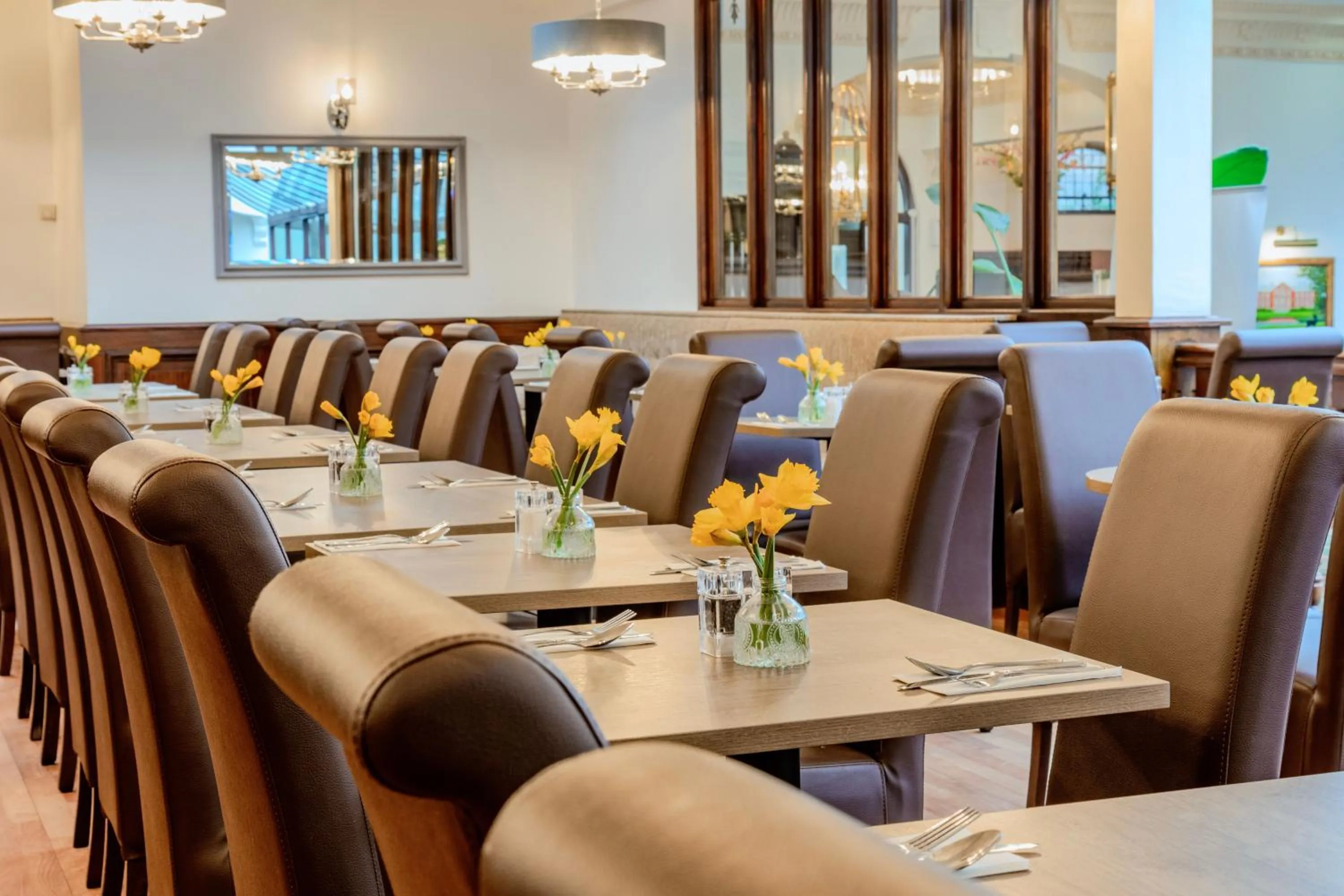 Restaurant/places to eat in Bosworth Hall Hotel & Spa