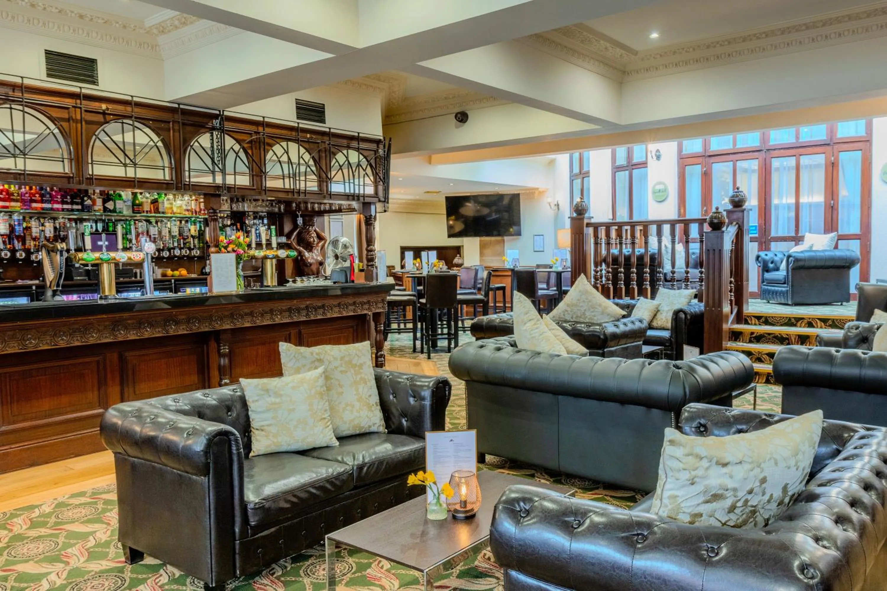 Communal lounge/ TV room in Bosworth Hall Hotel & Spa
