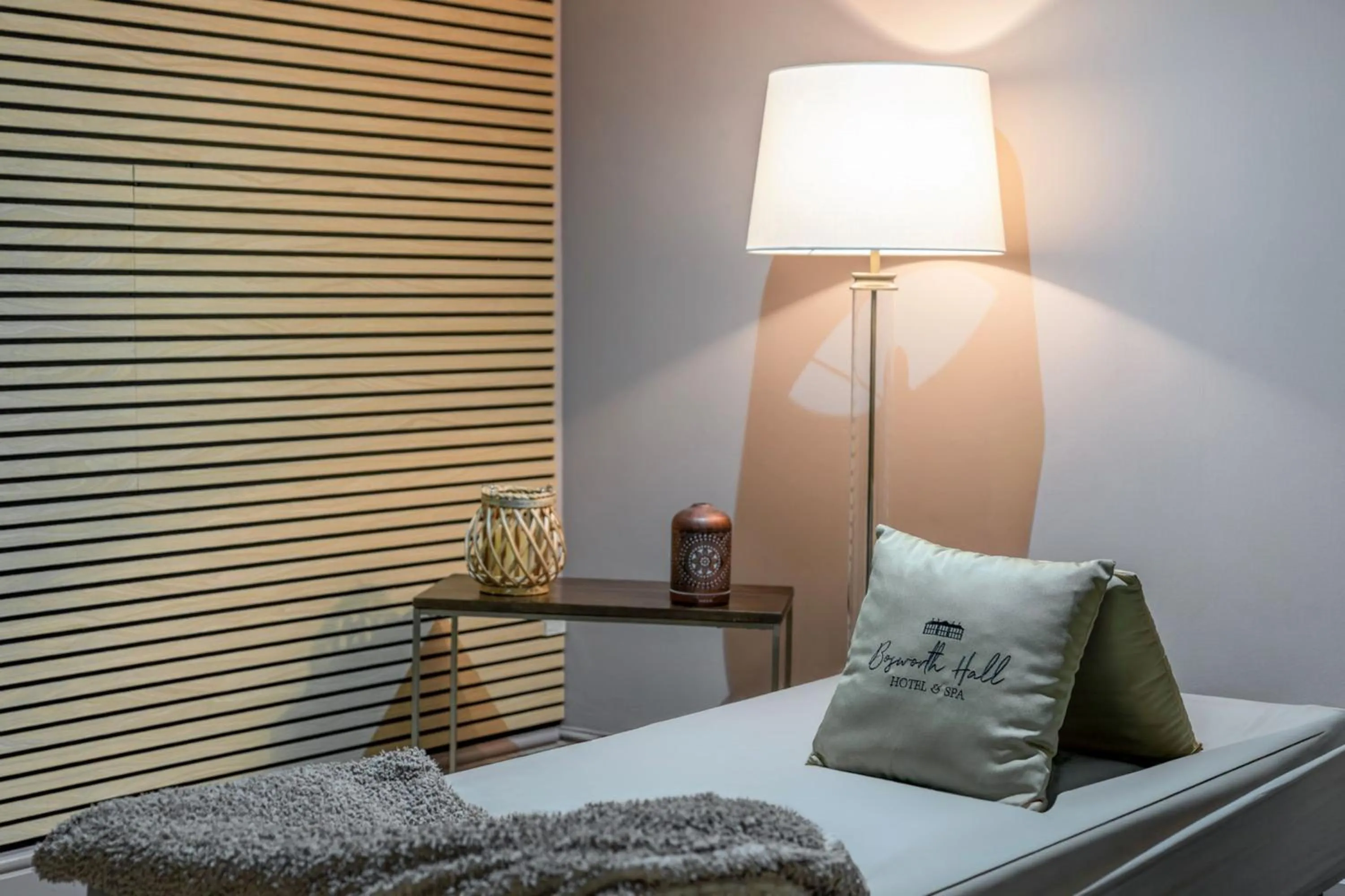 Spa and wellness centre/facilities, Bed in Bosworth Hall Hotel & Spa