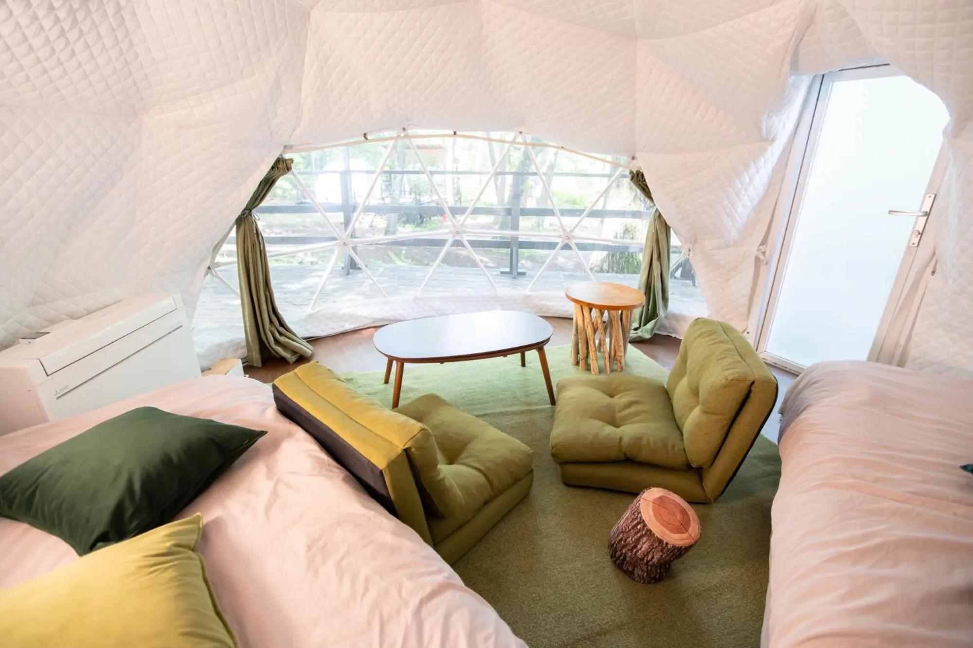 Bed in Nagano GLAMPINGBASE enCamp