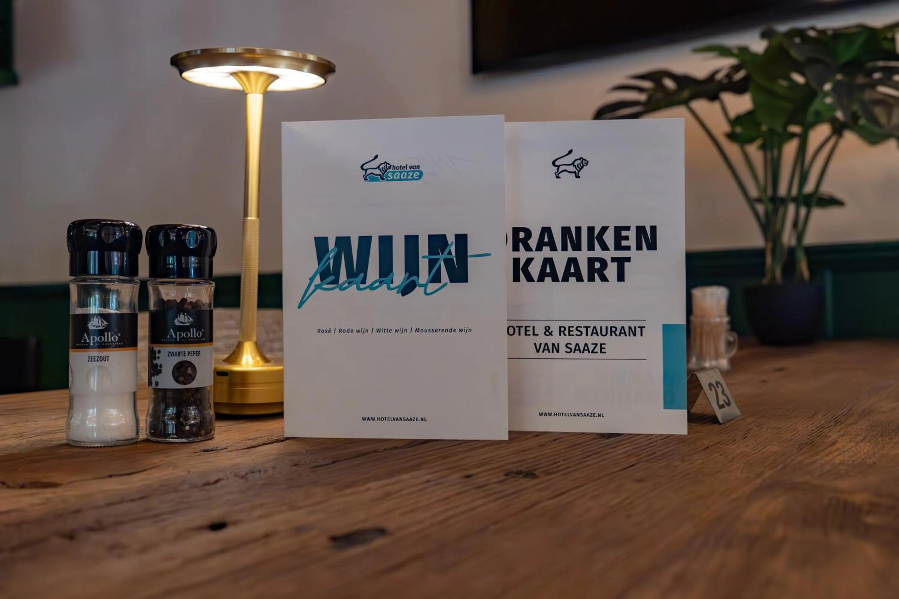 Restaurant/places to eat in Hotel and Restaurant van Saaze