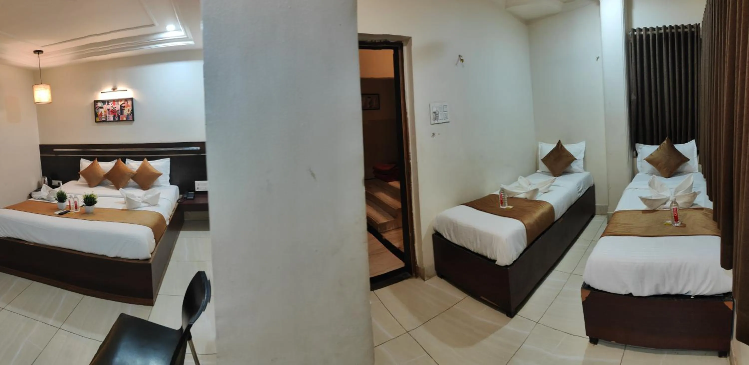 Bed in Hotel Shirdi Park Inn 80 Meters From Sai Samadhi Temple