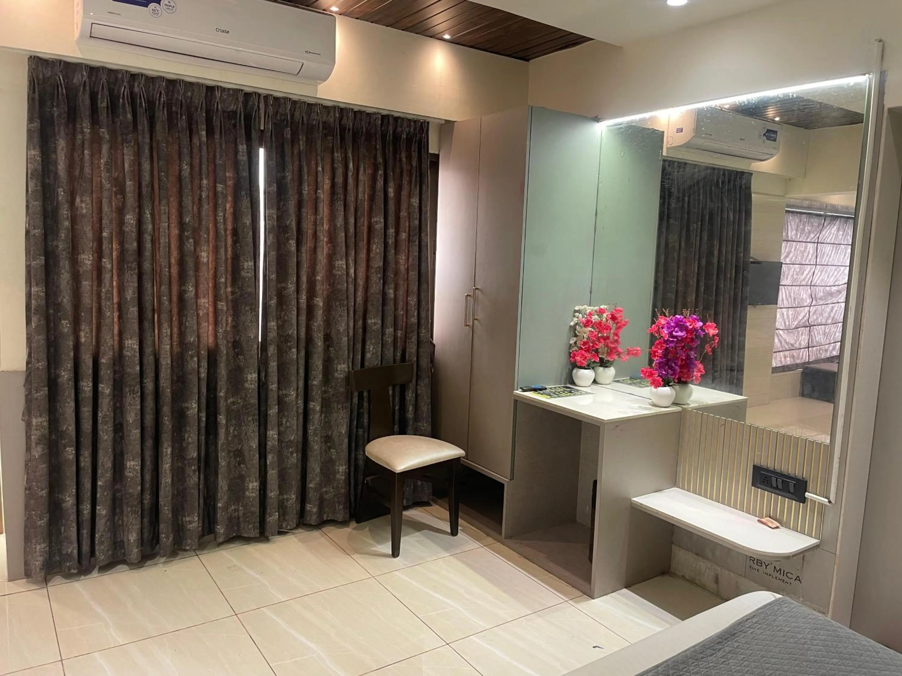 Bathroom in Hotel Shirdi Park Inn 80 Meters From Sai Samadhi Temple