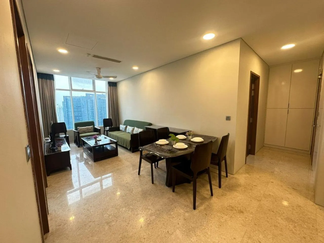 TV and multimedia in Sky Suites KL City Center