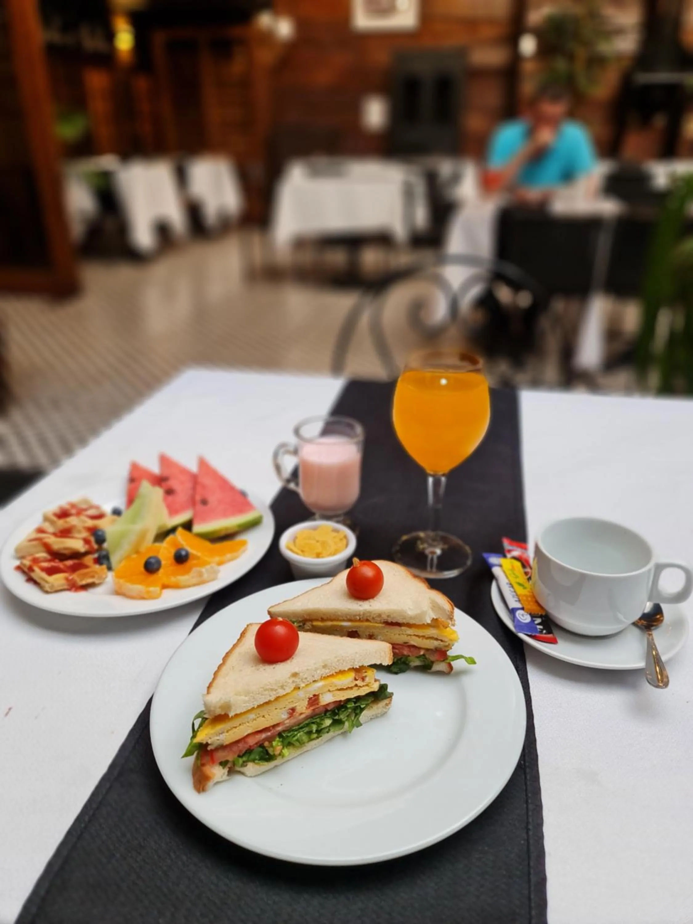 Breakfast in Tremo Bellas Artes