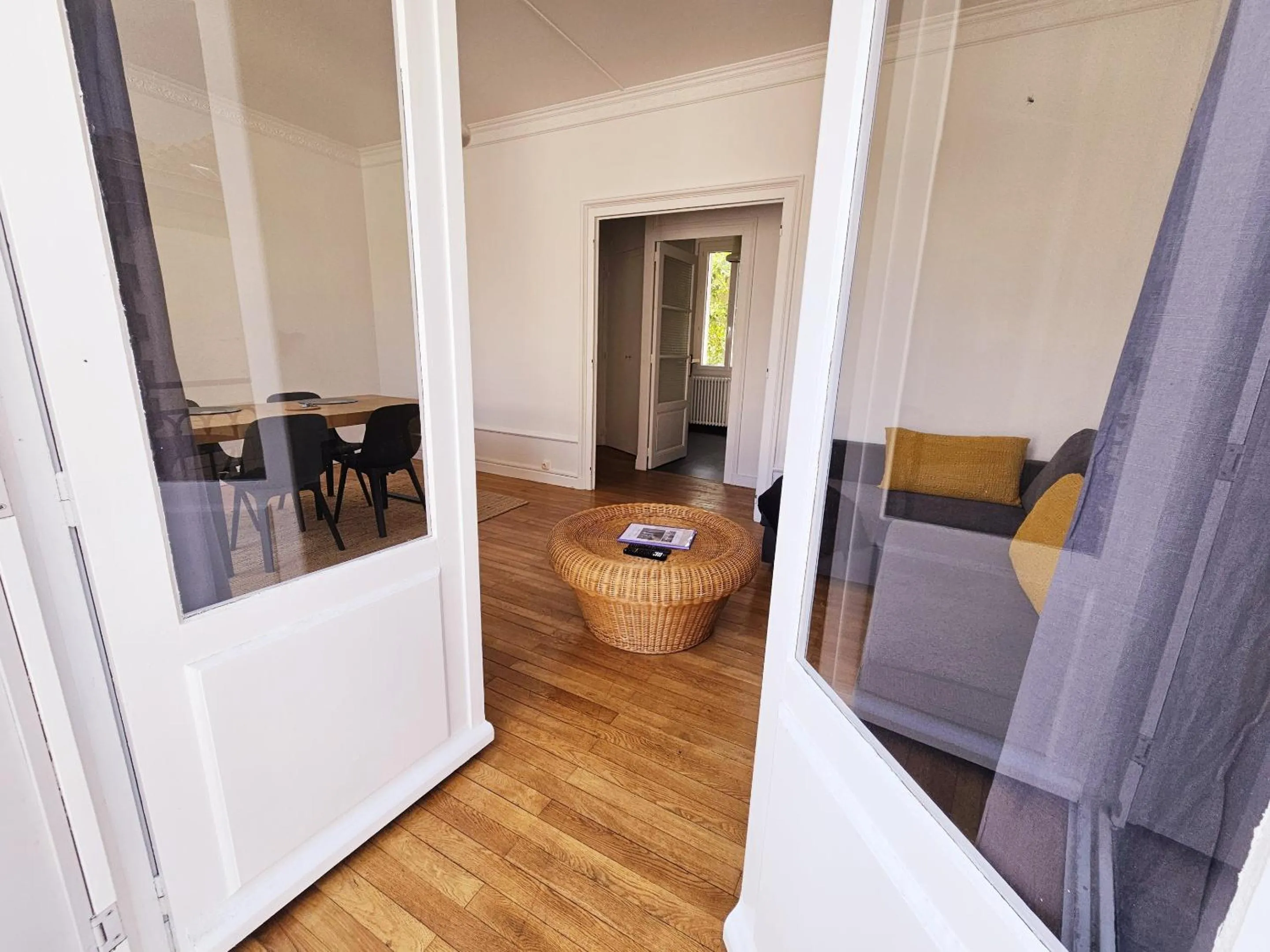 Living room in Fanfrelin joli T3 centre ville