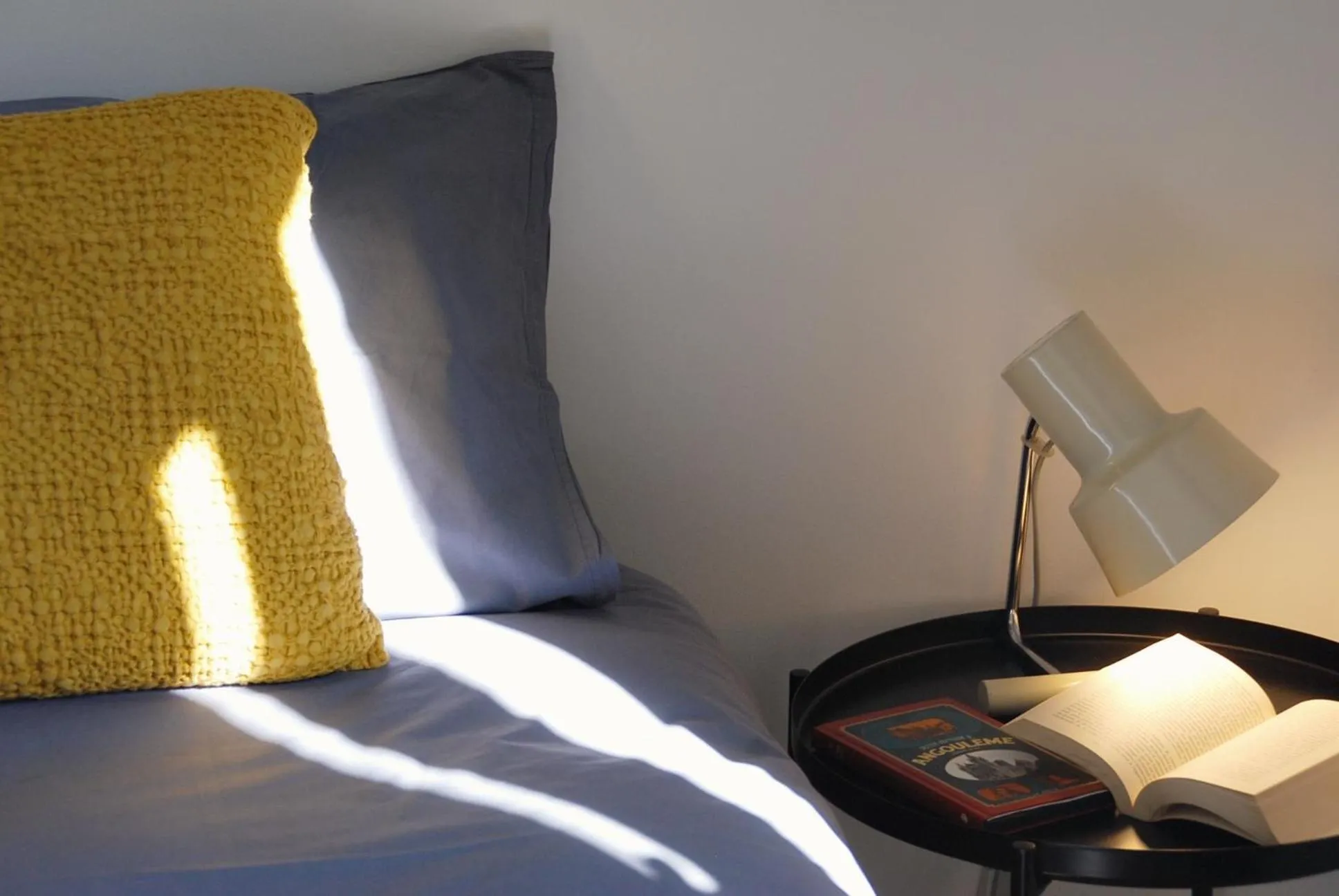 Bedroom, Bed in Fanfrelin joli T3 centre ville