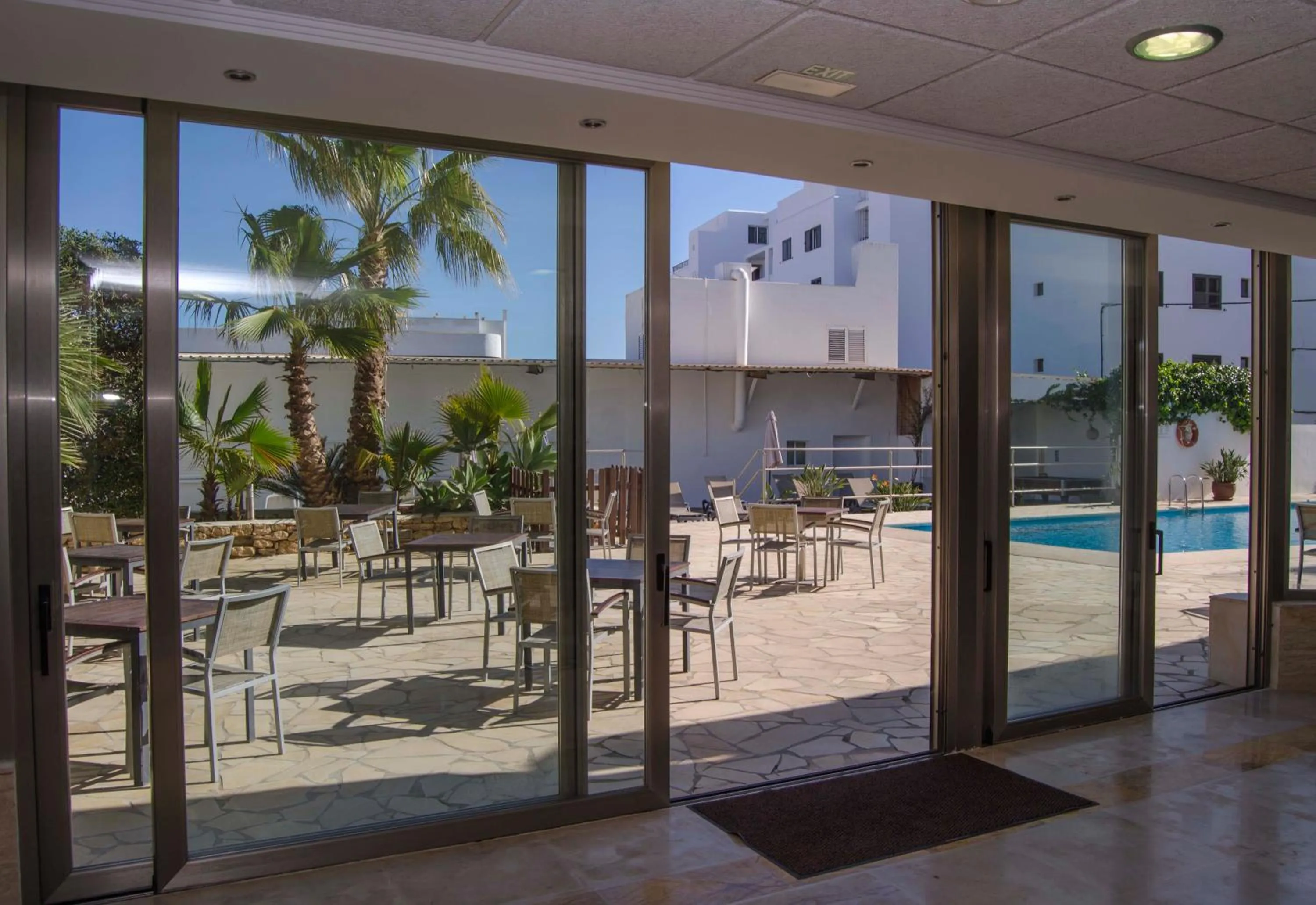 Restaurant/places to eat in Paraiso Beach by Hoteles Centric -Adult Only