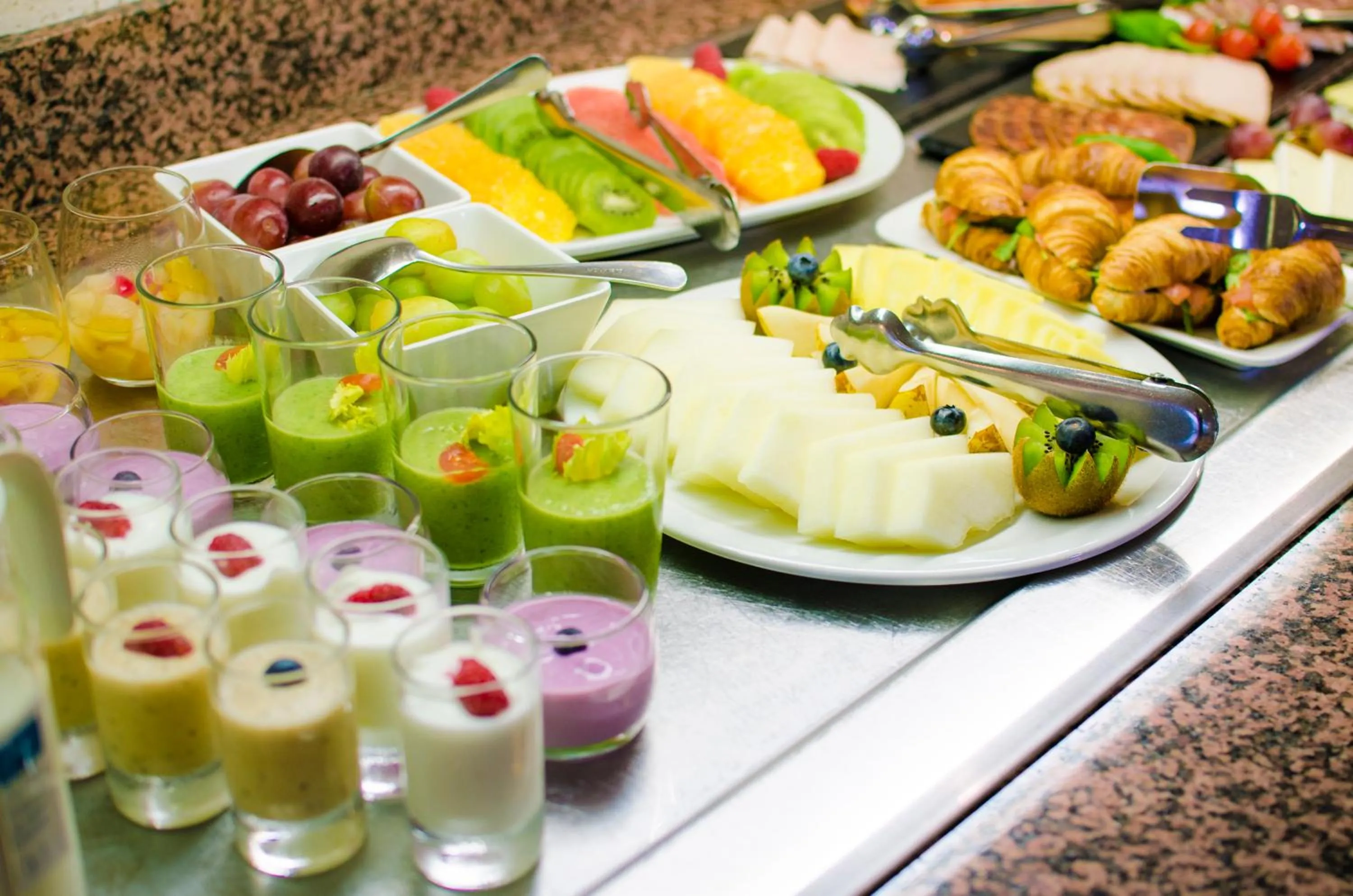 Breakfast in Paraiso Beach by Hoteles Centric -Adult Only