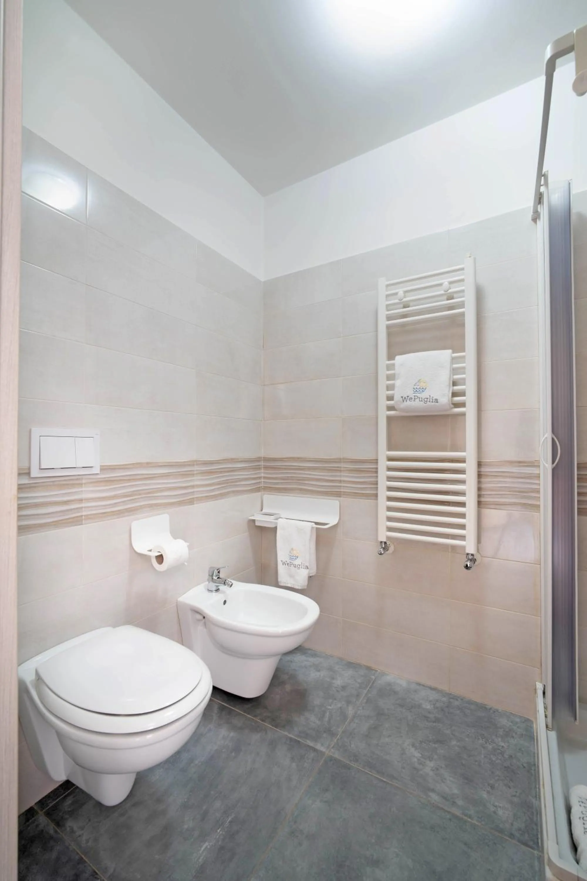 Shower in WePuglia - Casa Romanelli