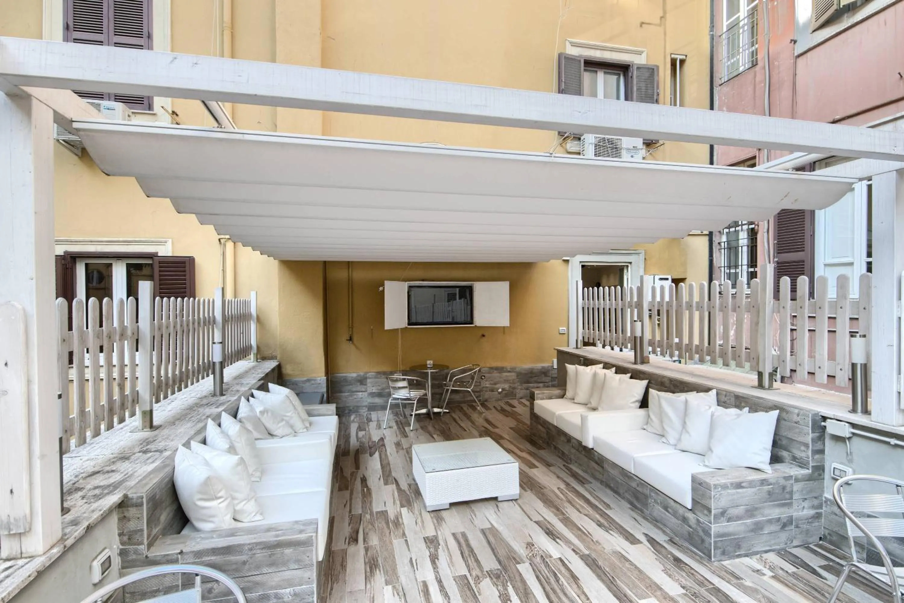 Bed in Vatican's Roof