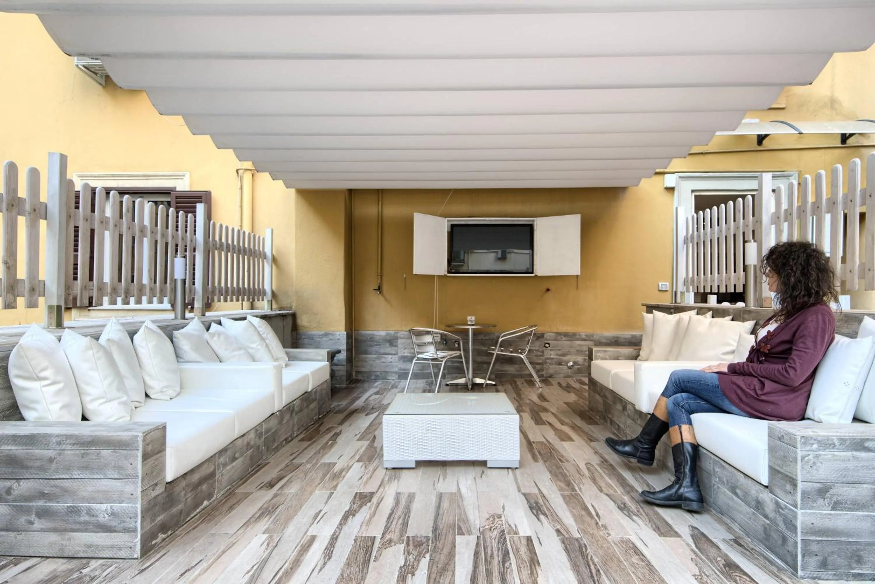 Bed in Vatican's Roof