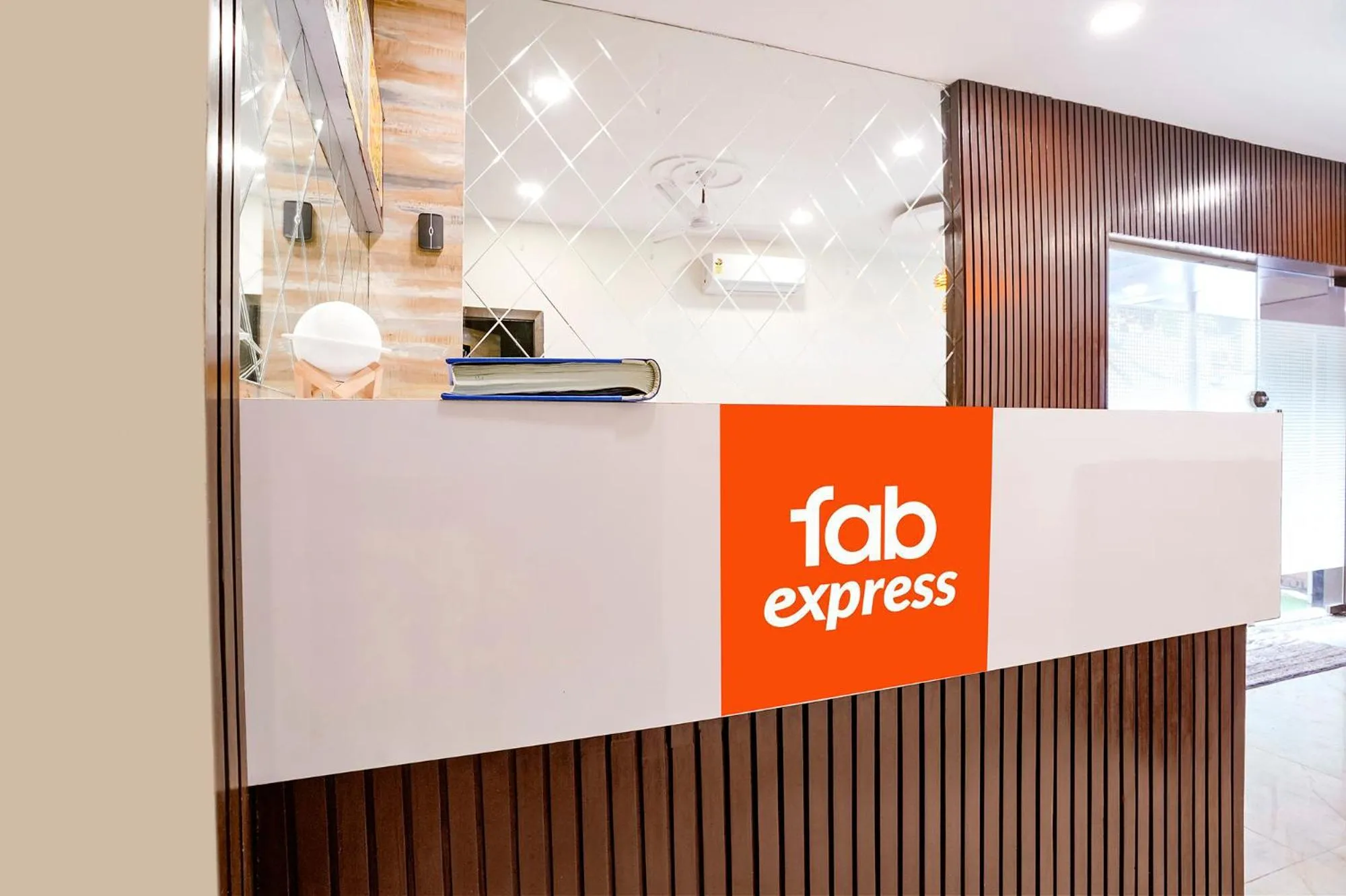 Lobby or reception in FabHotel Good Luck Residency