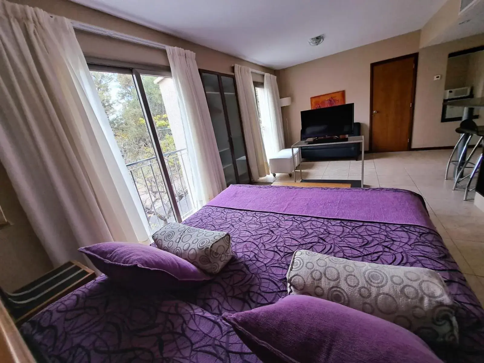 Large Double Room in Tierra Mora Large Double Room in Tierra Mora