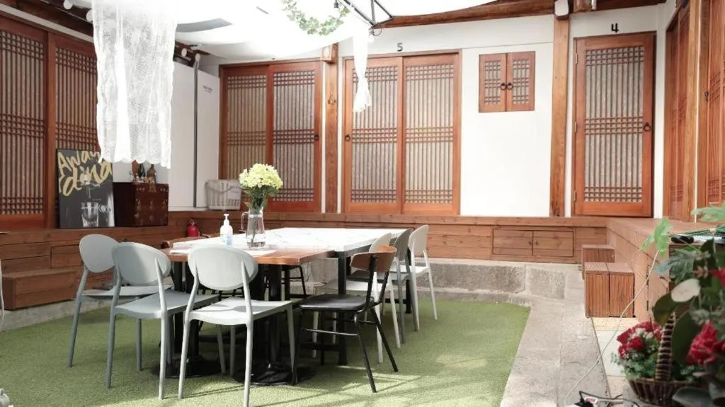 Bibimbap Hanok Guesthouse Gyeongbokgung