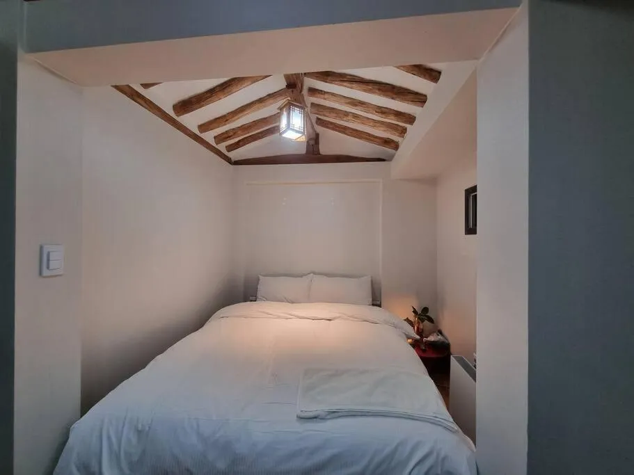 Bed in Bibimbap Hanok Guesthouse Gyeongbokgung