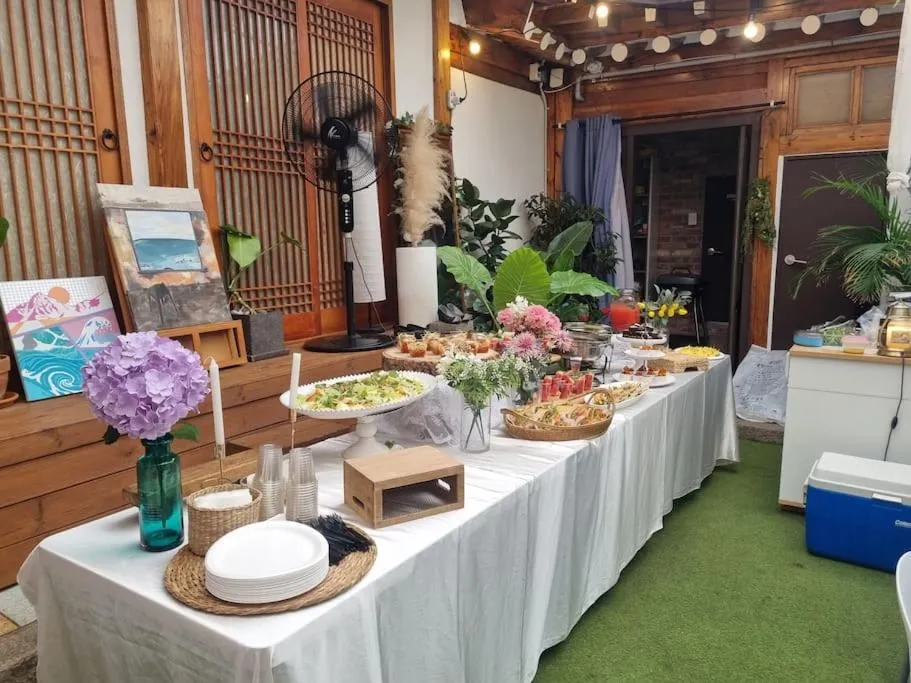 Bibimbap Hanok Guesthouse Gyeongbokgung