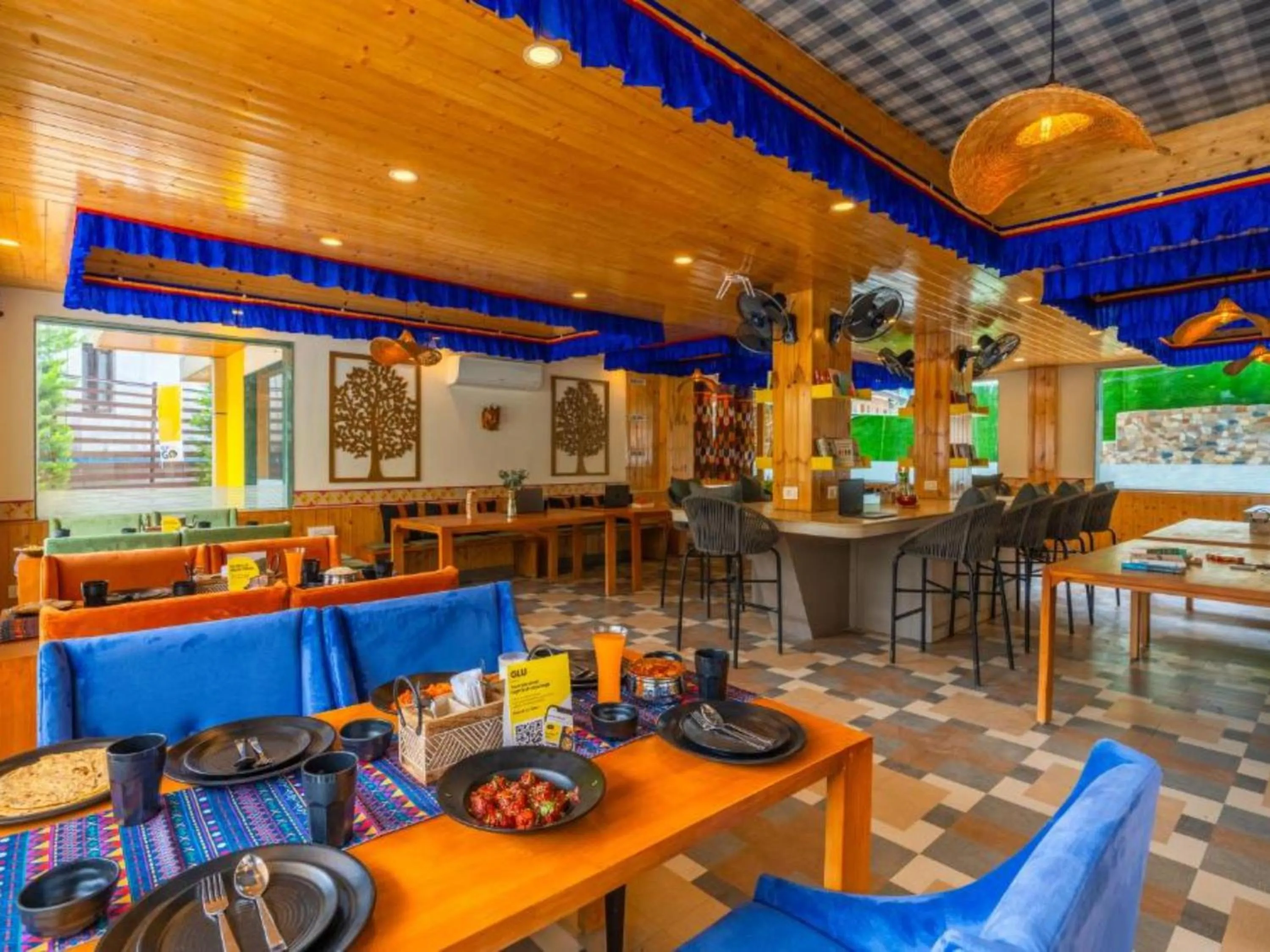 Restaurant/places to eat in The Hosteller Mcleodganj, Bhagsu Waterfall