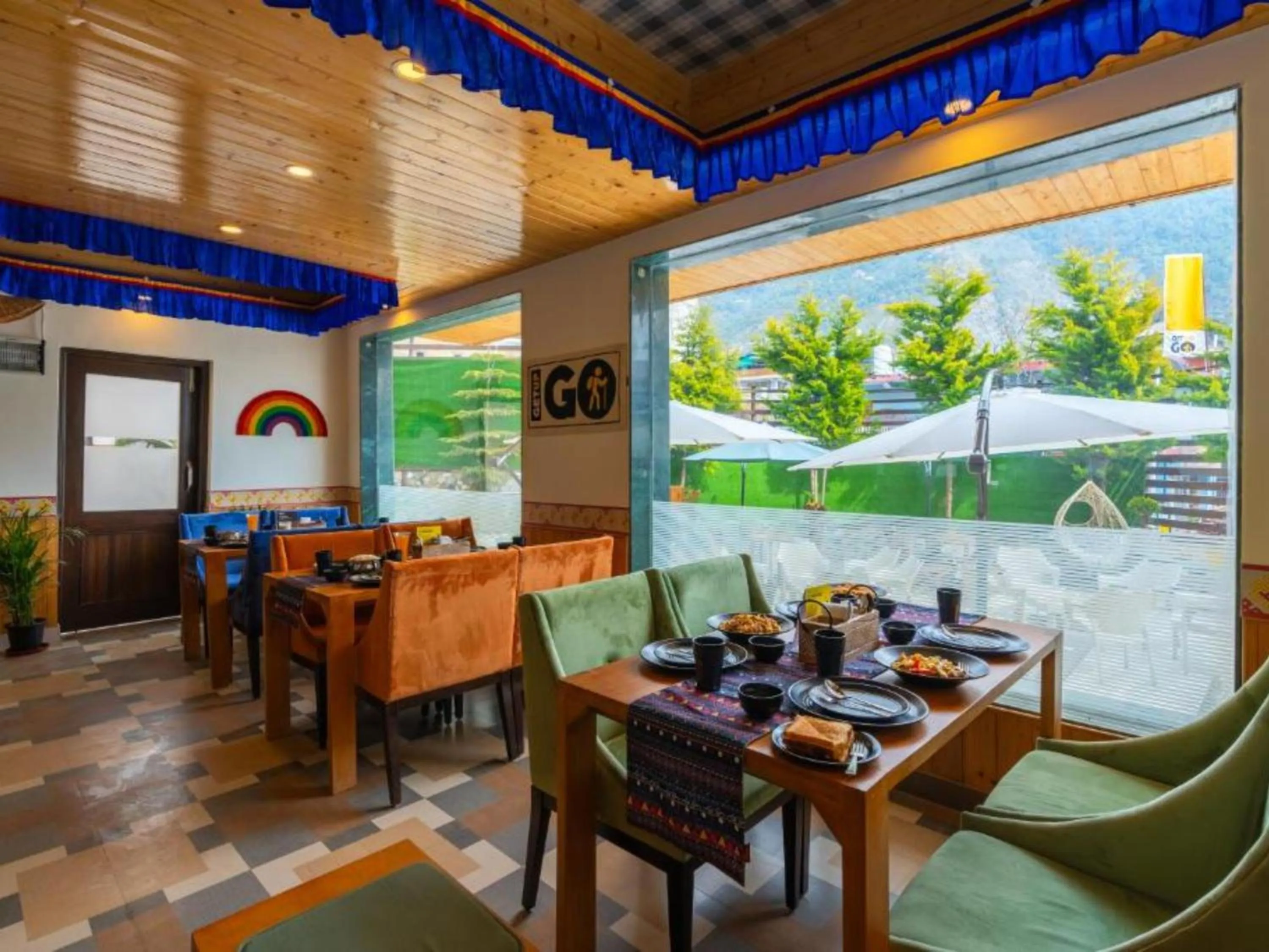 Restaurant/places to eat in The Hosteller Mcleodganj, Bhagsu Waterfall