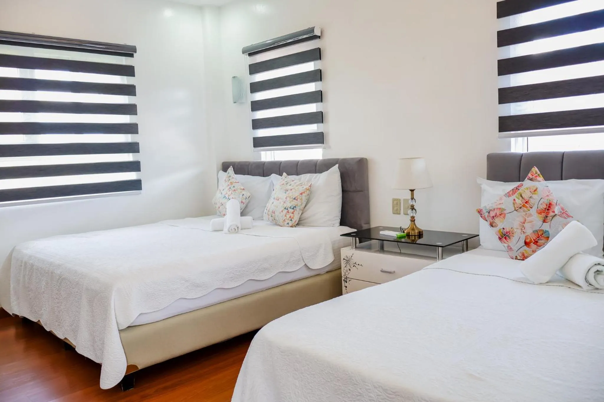 Bed in Teofely Gardens Resort near Tagaytay