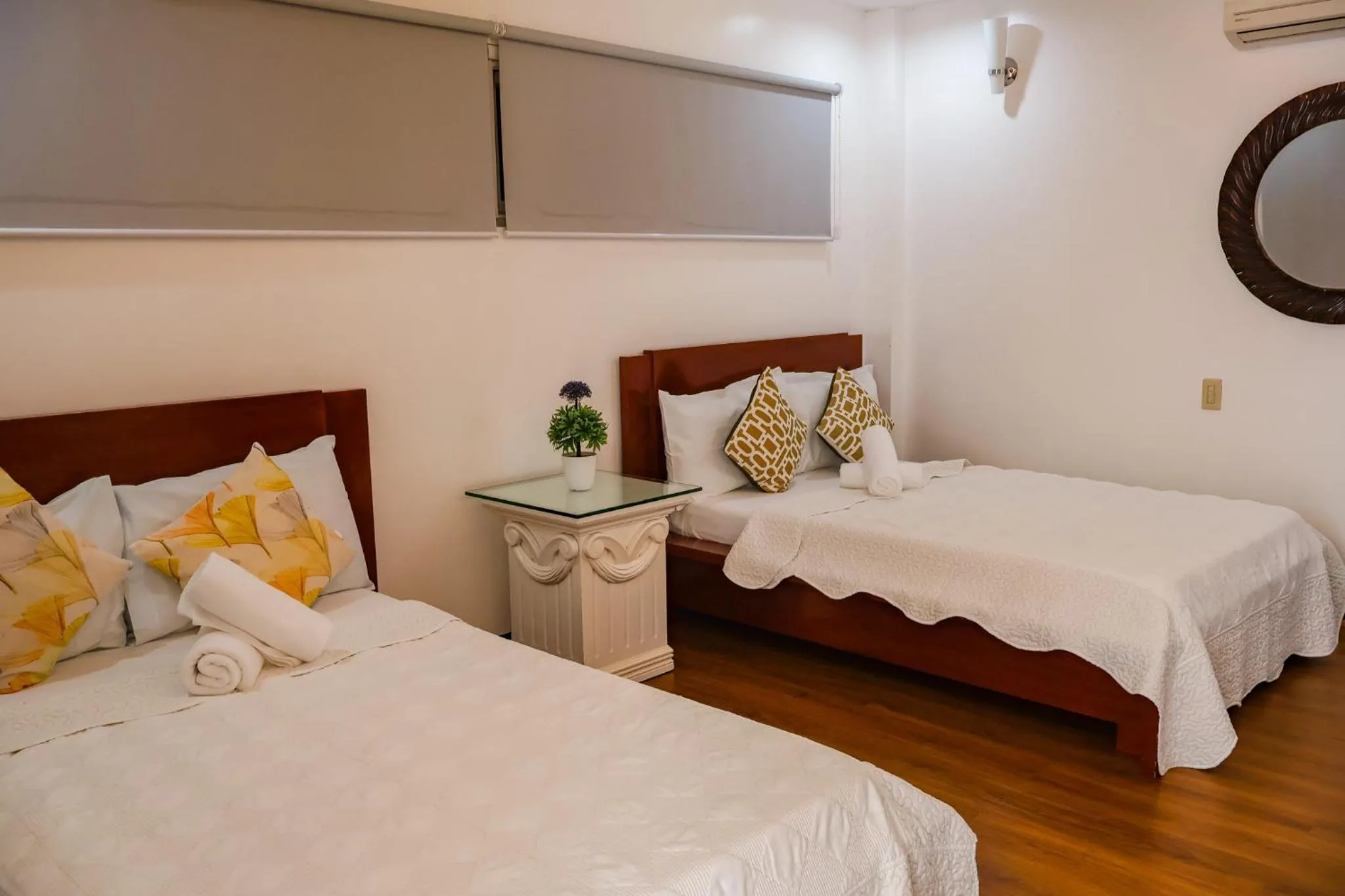 Bed in Teofely Gardens Resort near Tagaytay