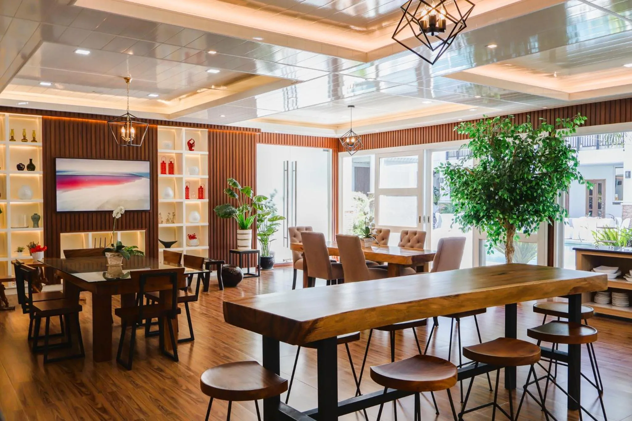 Restaurant/places to eat in Teofely Gardens Resort near Tagaytay