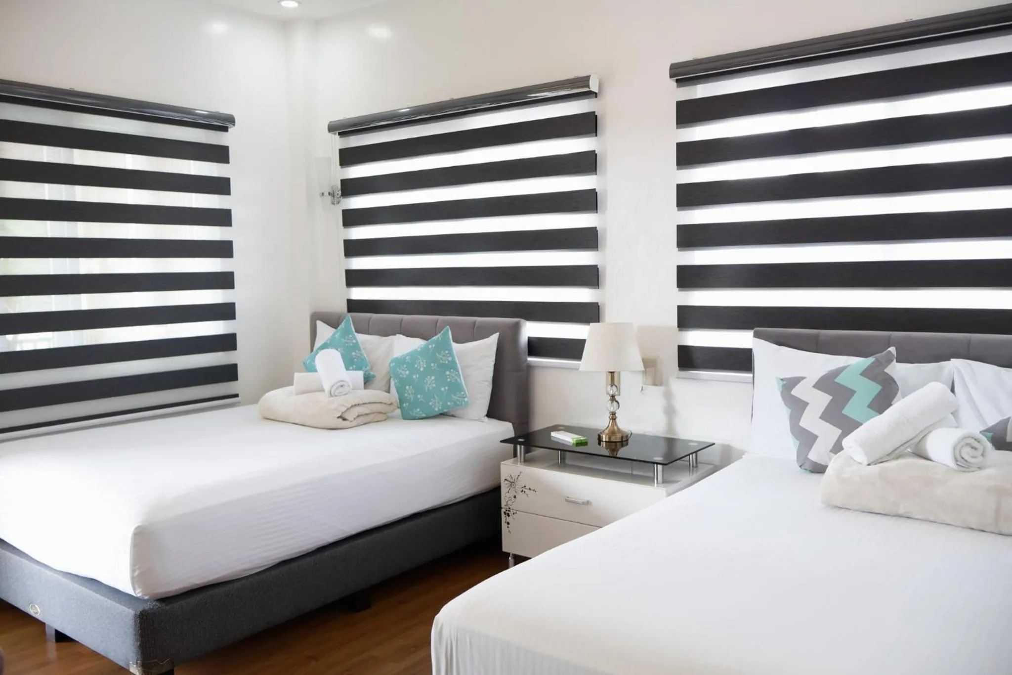 Bed in Teofely Gardens Resort near Tagaytay
