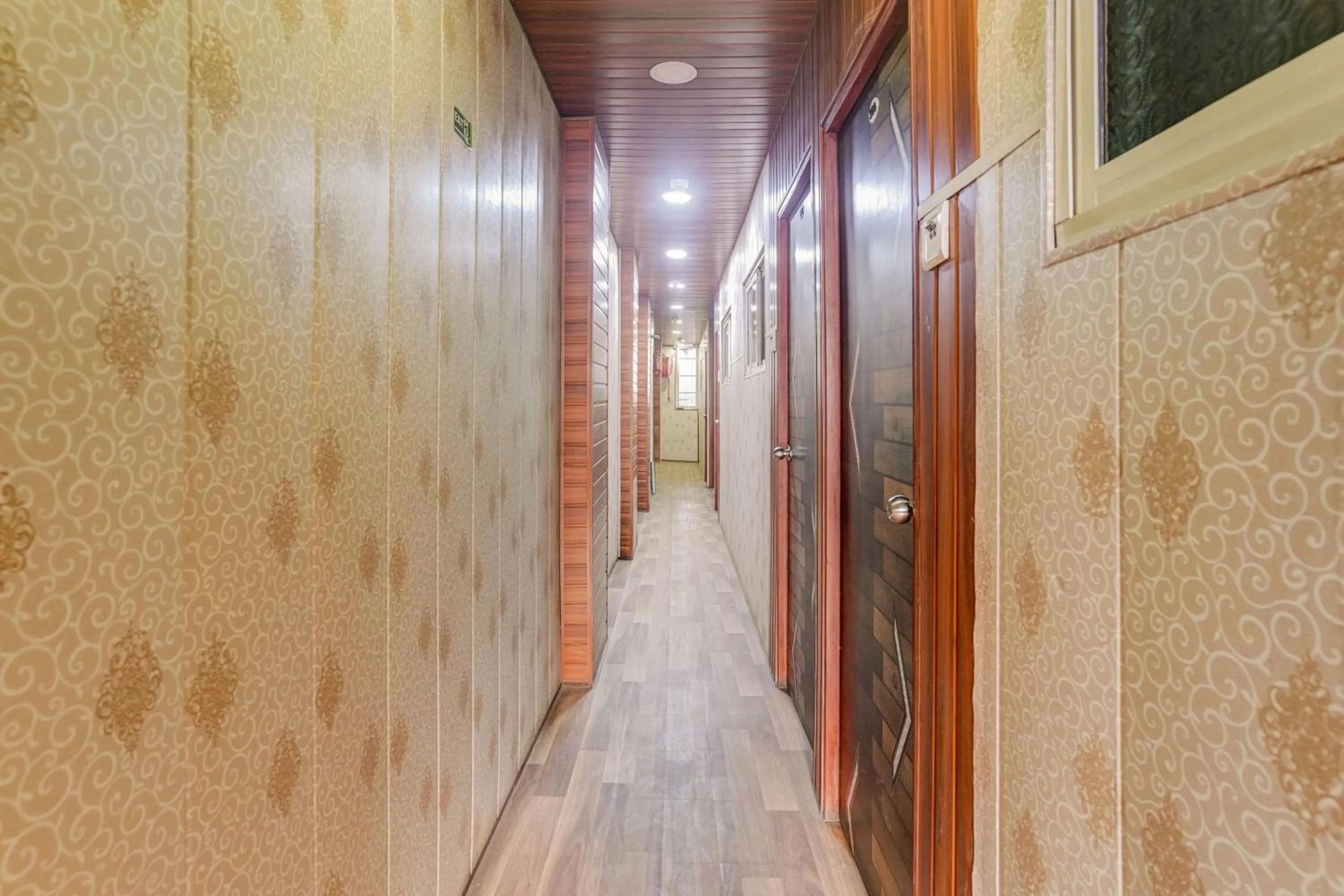 Lobby or reception in Super Hotel O Ulhasnagar Railway Junction Formerly Garden Inn