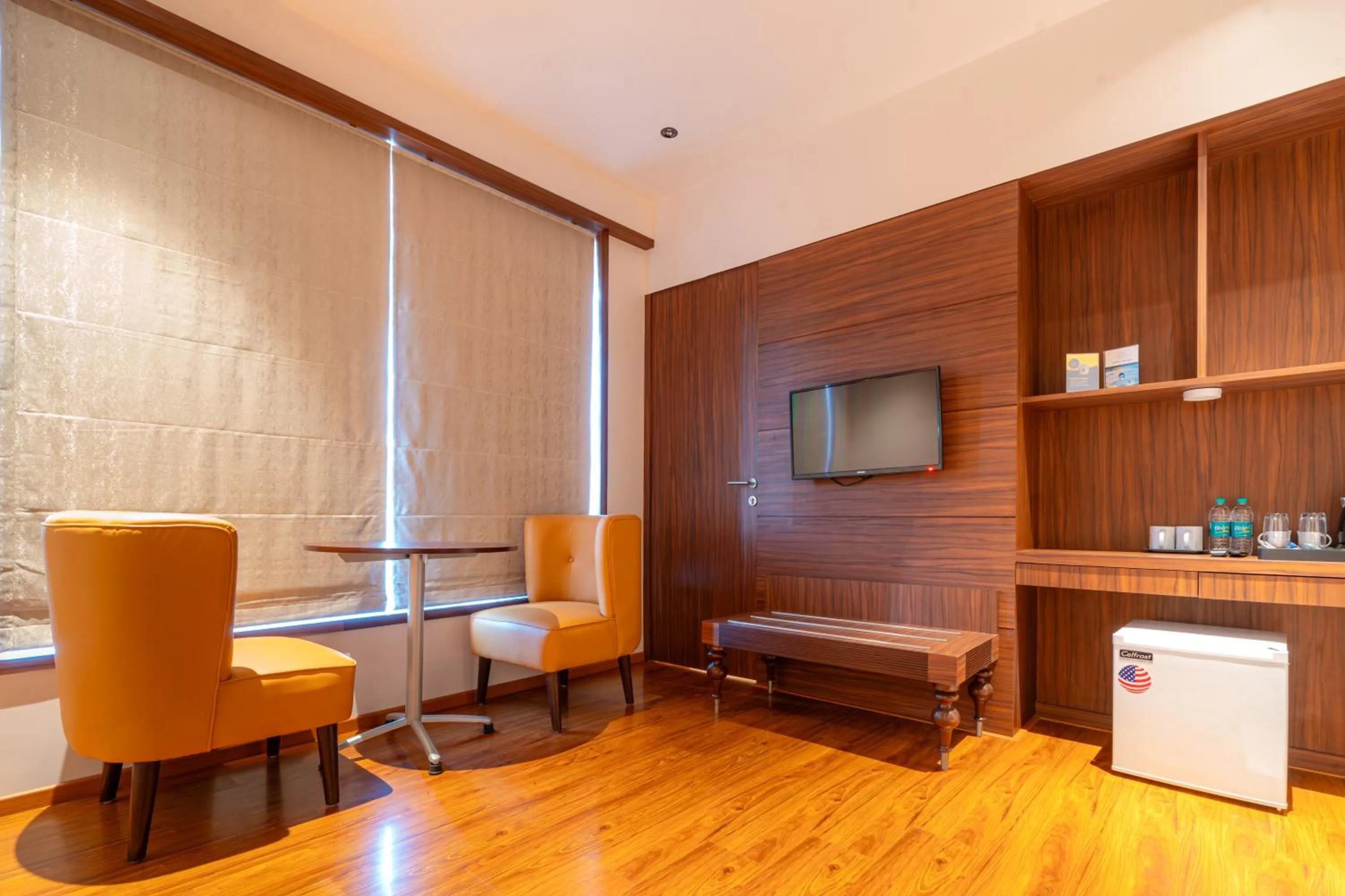 Seating area in Treebo Premium Heritage Grand -Majiwada Thane