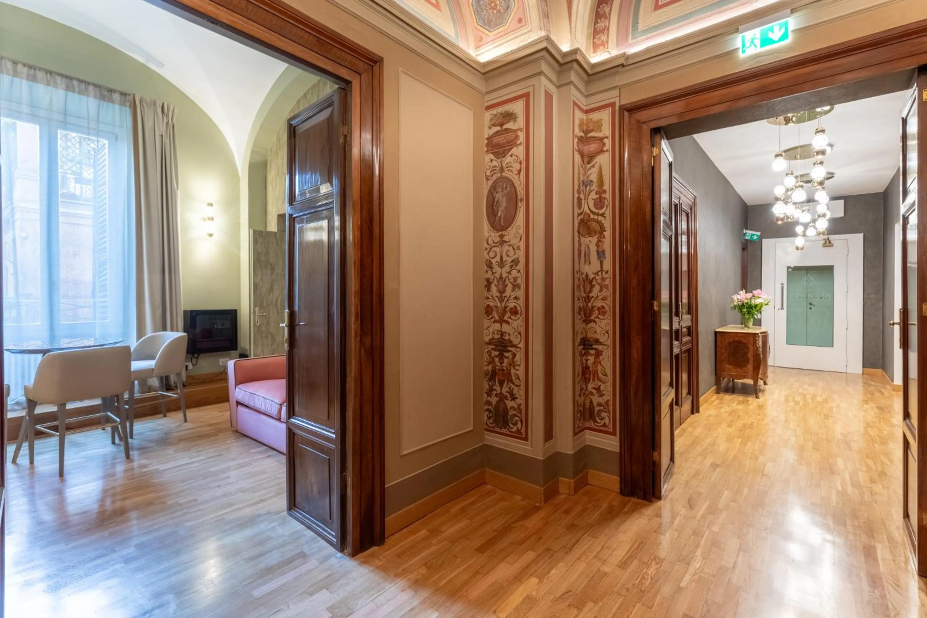 Facade/entrance in Residenza Pierret