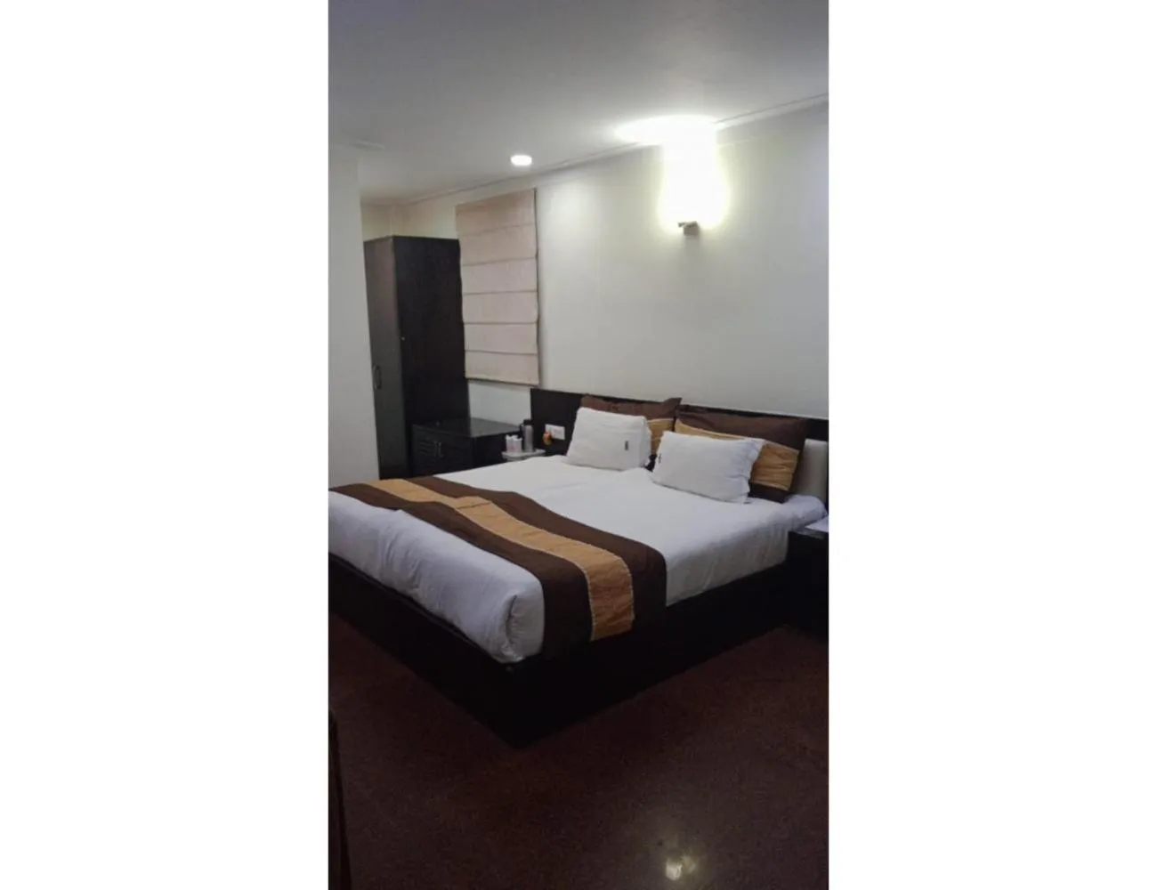 Bed in Hotel Blue Sapphire, Agra