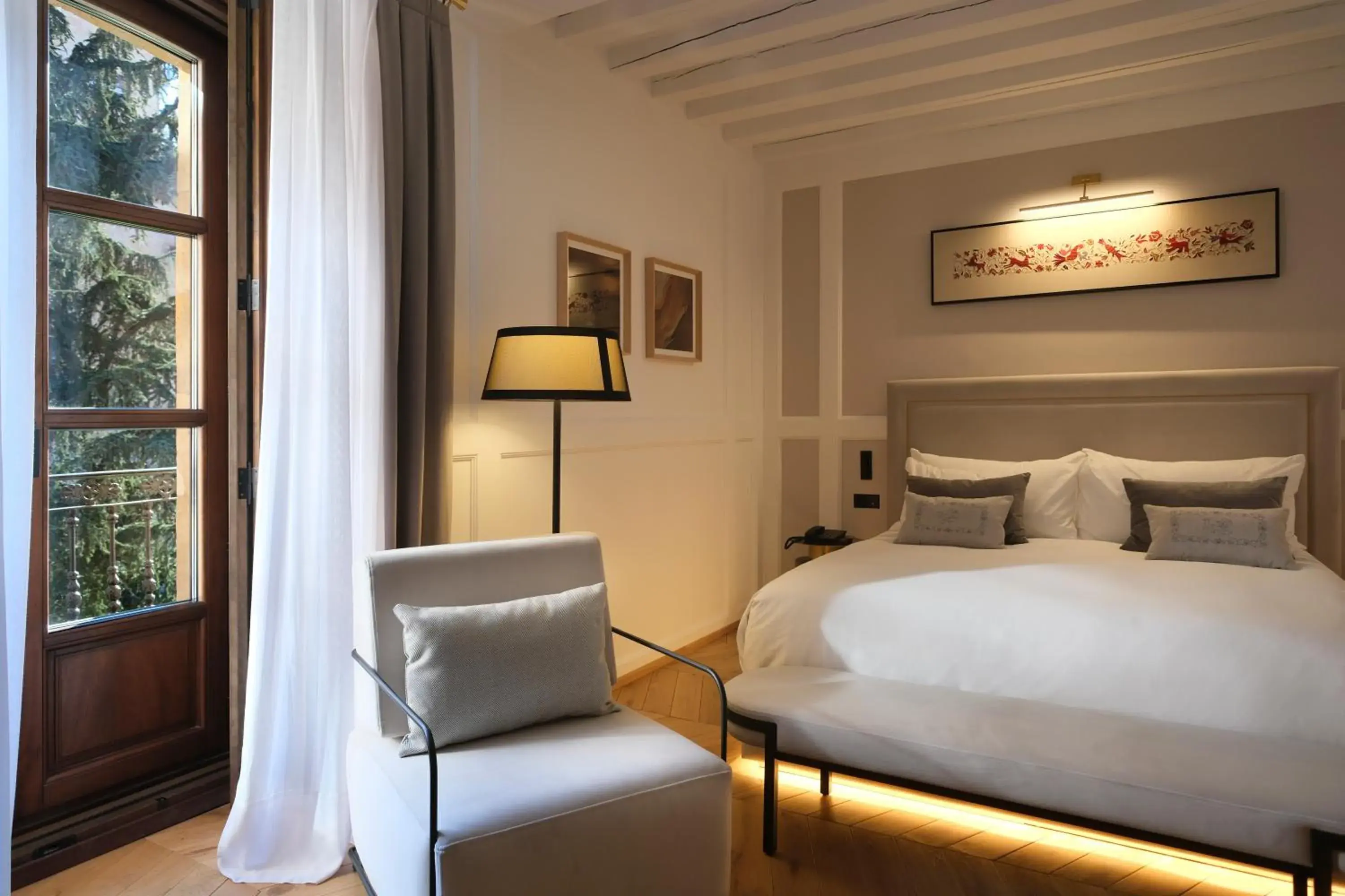 Deluxe Double Room with Balcony in Eunice Hotel Gastronómico Deluxe Double Room with Balcony in Eunice Hotel Gastronómico