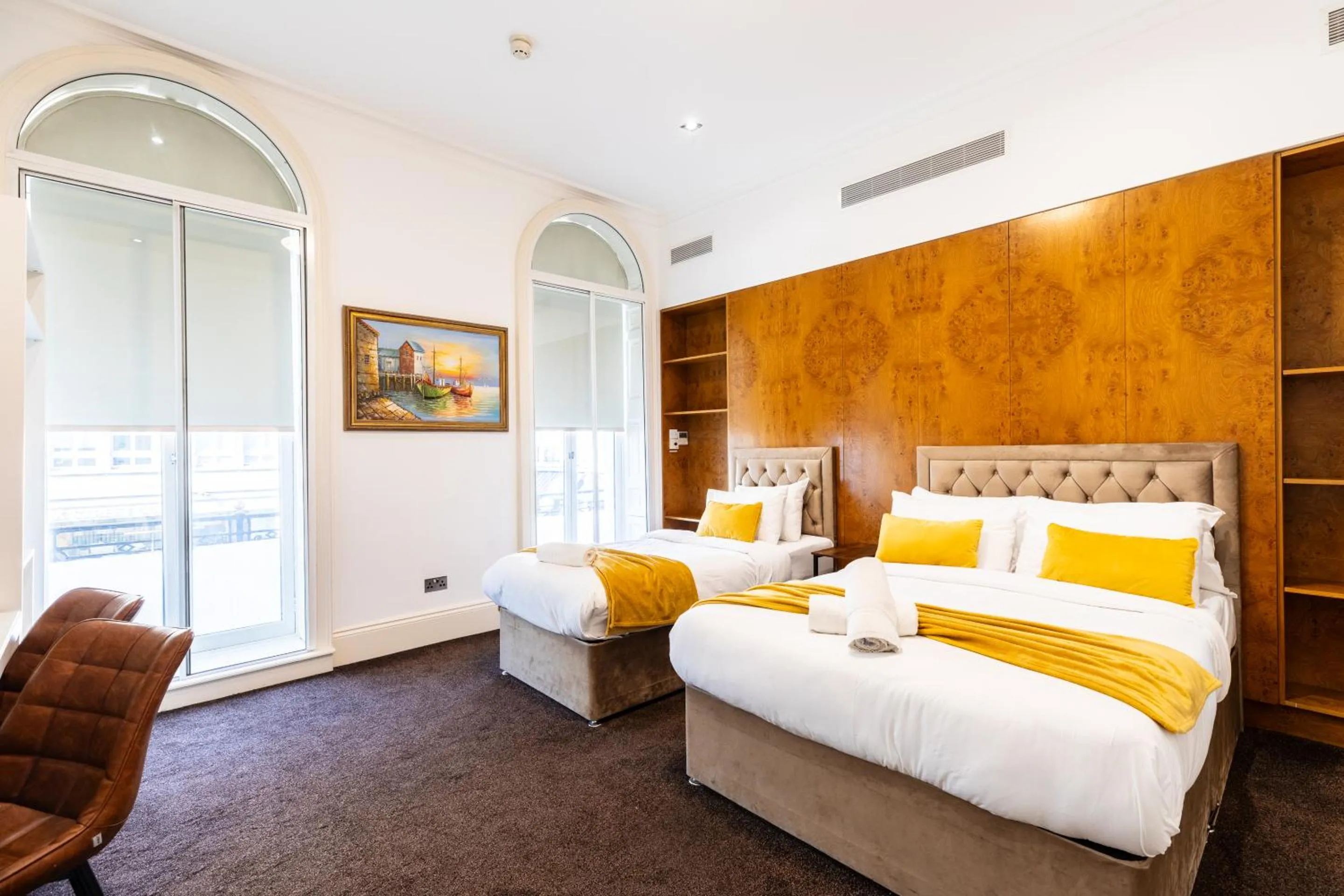 Bedroom, Bed in Mayfair Residences