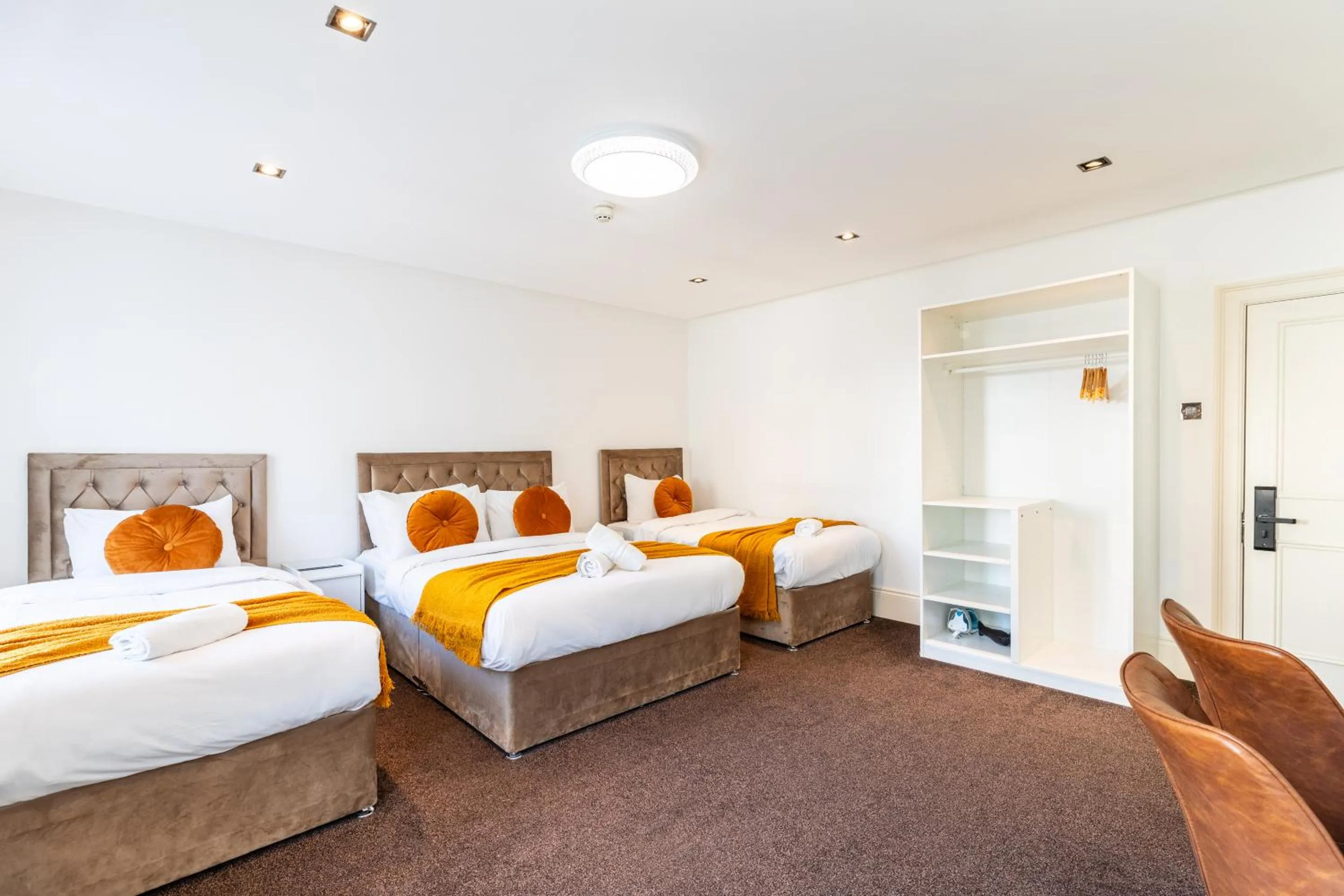 Bedroom, Bed in Mayfair Residences