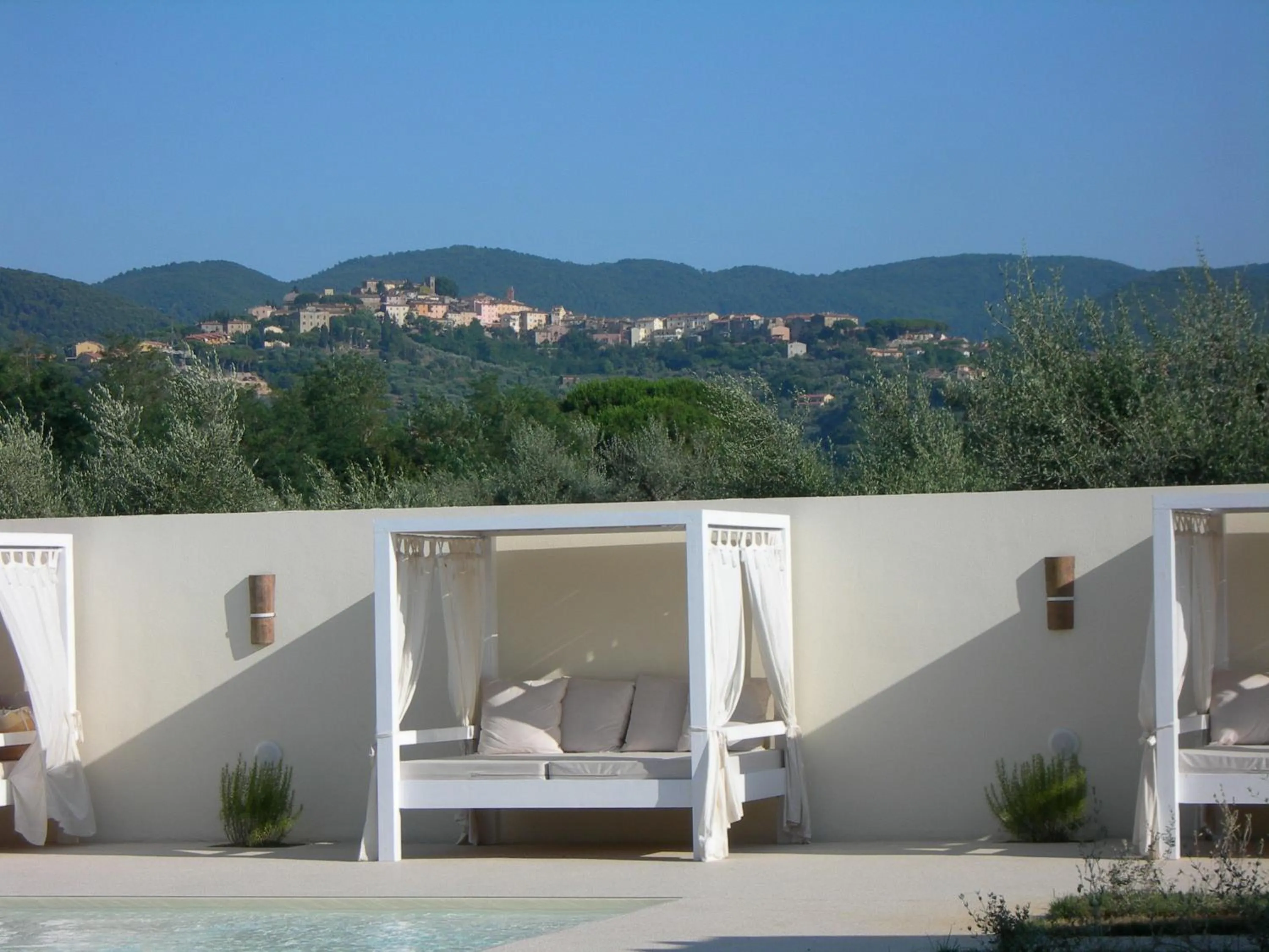 Swimming pool in Relais Le Fornacelle