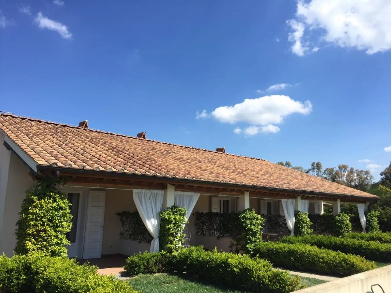 Facade/entrance in Relais Le Fornacelle