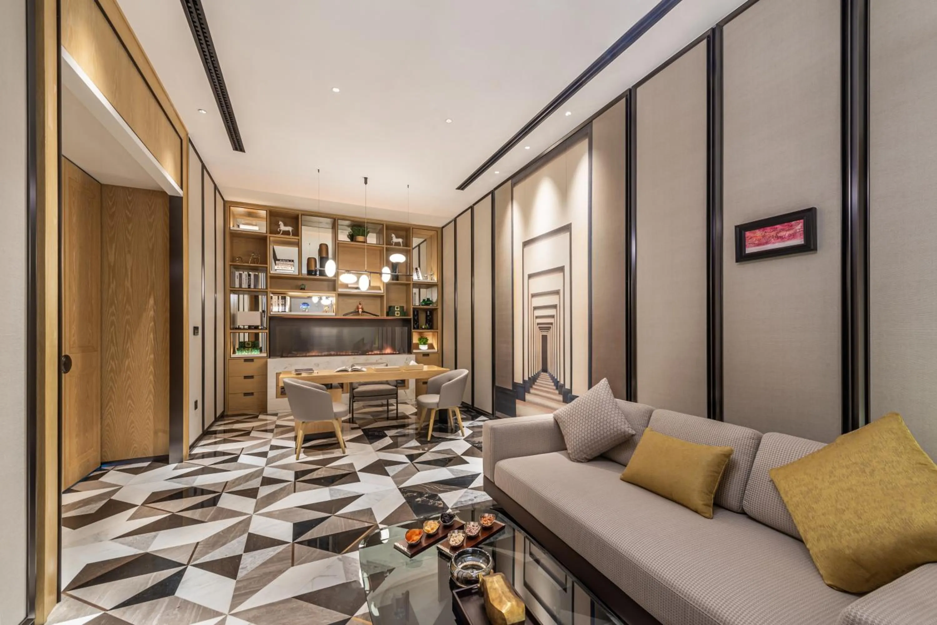 Library in Narcissus The Royal Hotel