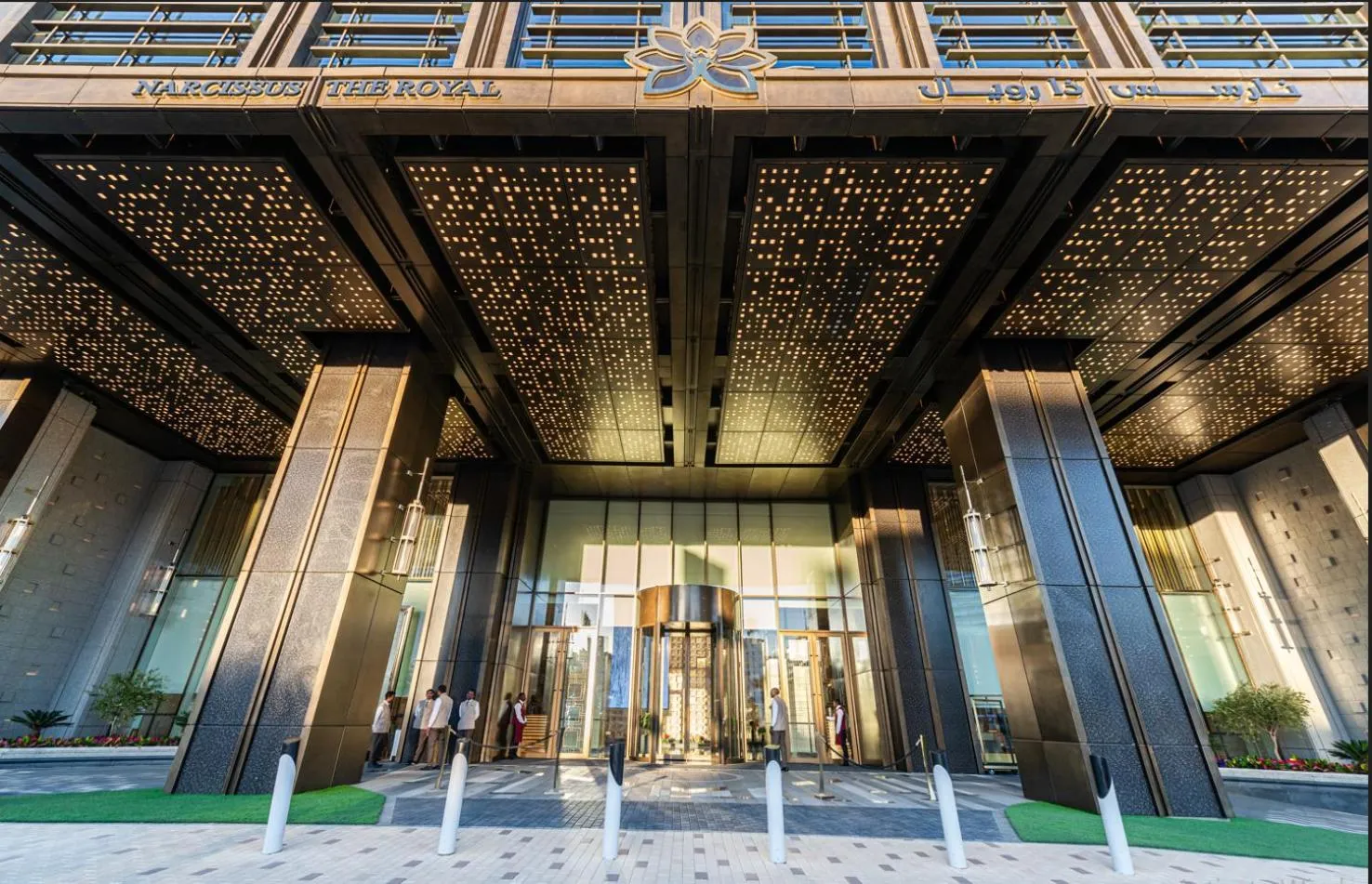 Facade/entrance in Narcissus The Royal Hotel