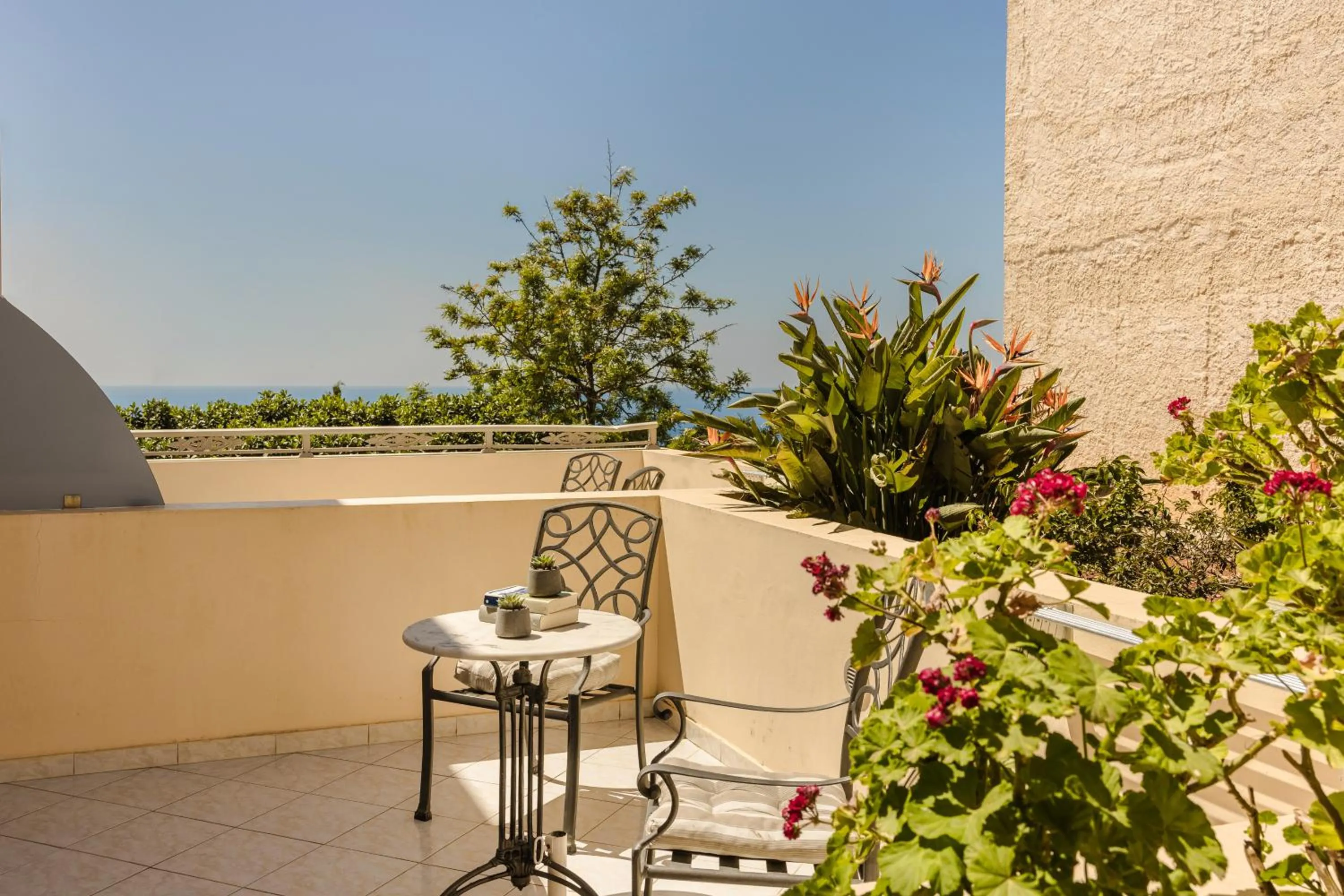 Patio in Belle View Hotel - Sea View & Sunset