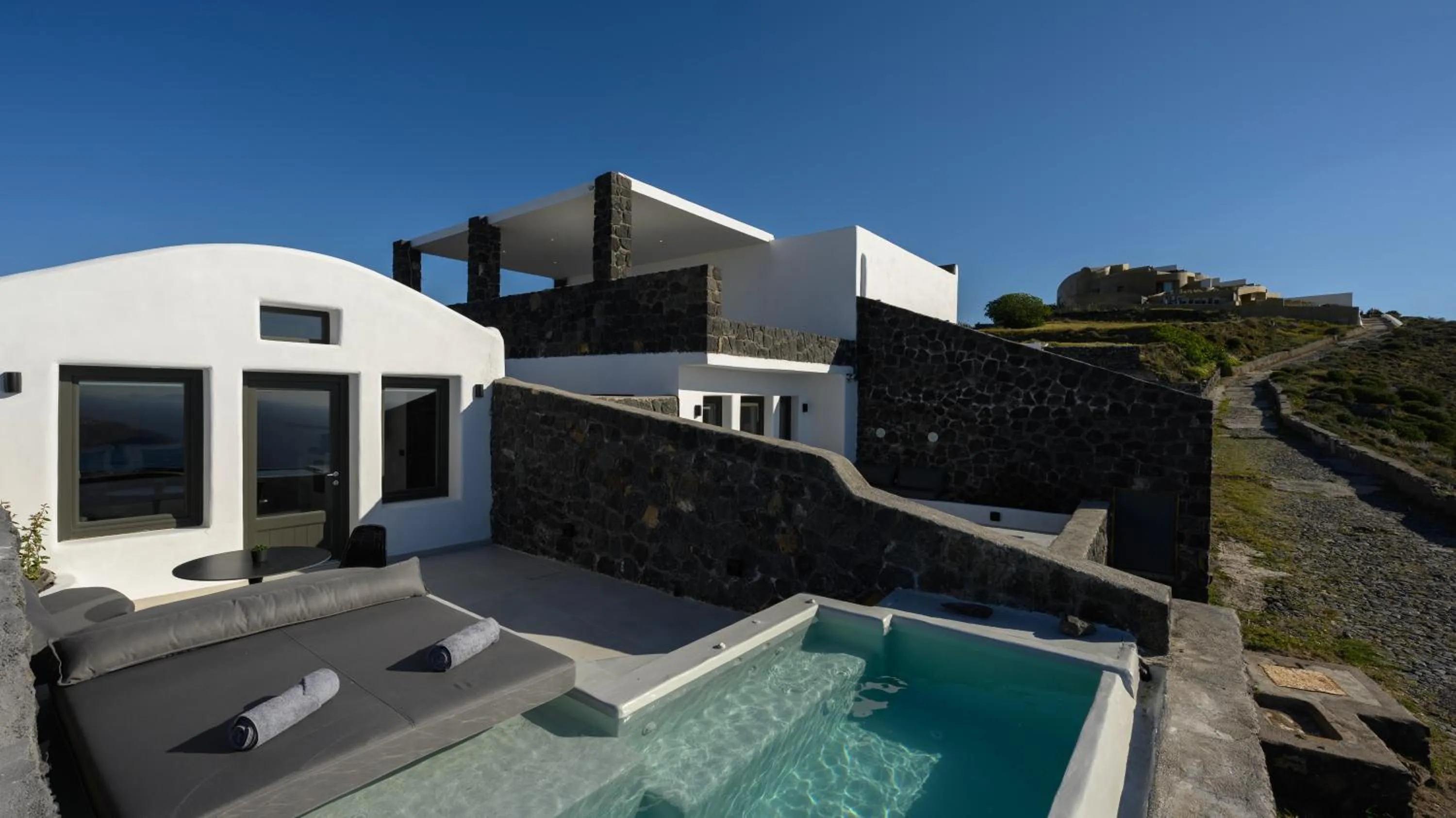 Property building in Arany Terra