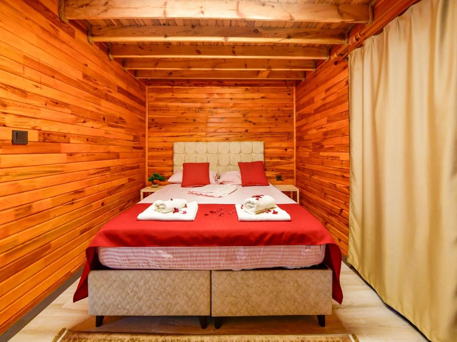 Bed in TÜRKMEN VİLLAS